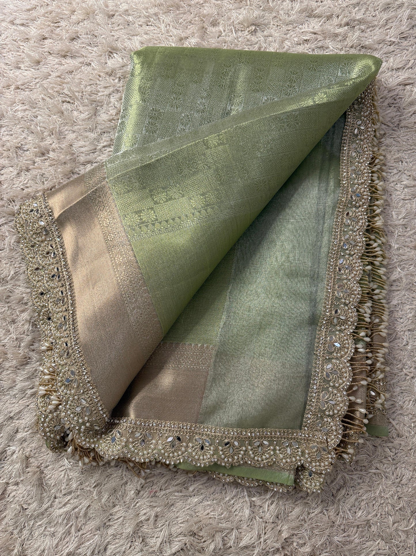 Zyana Banarasi tissue Saree