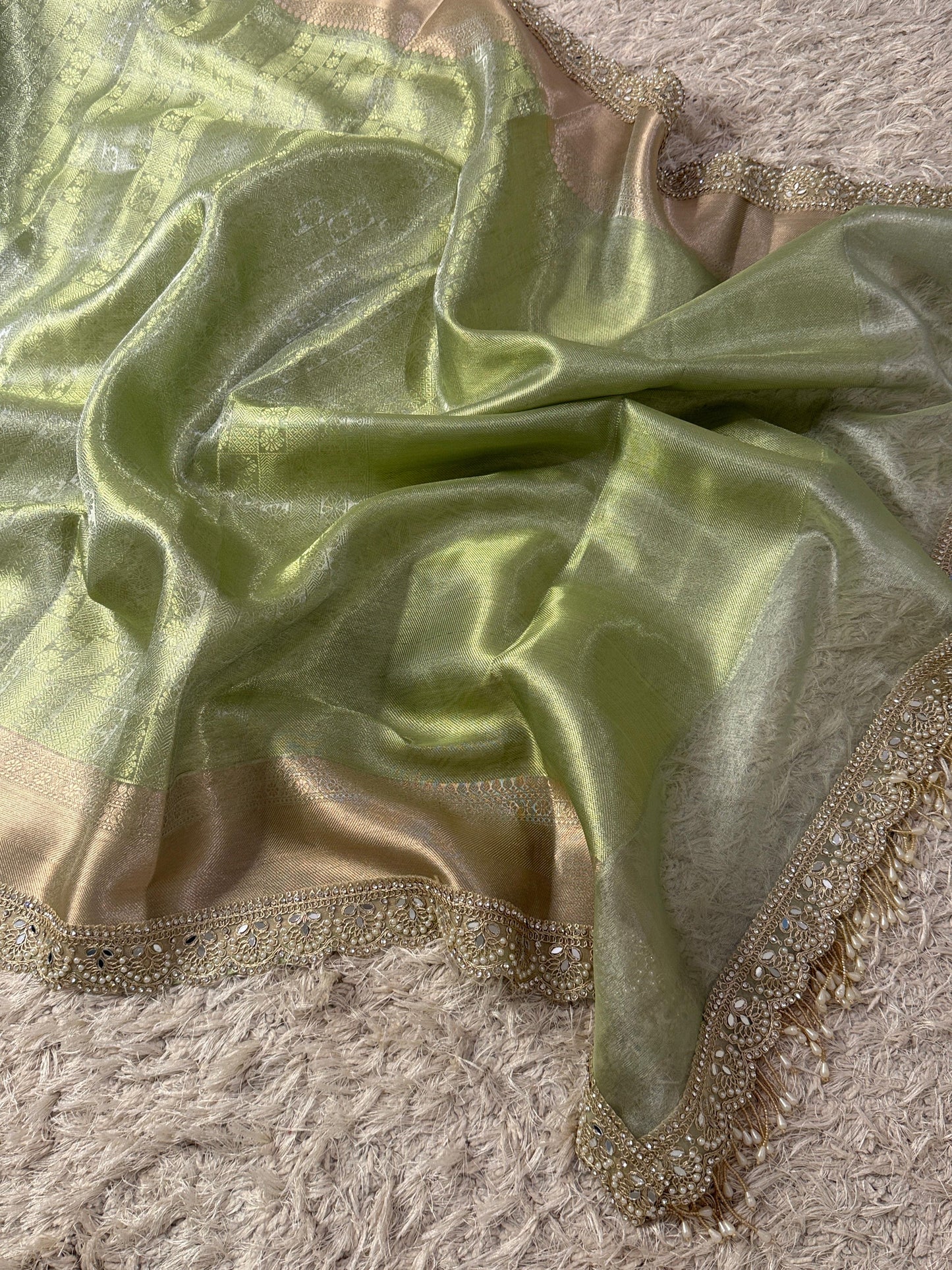 Zyana Banarasi tissue Saree
