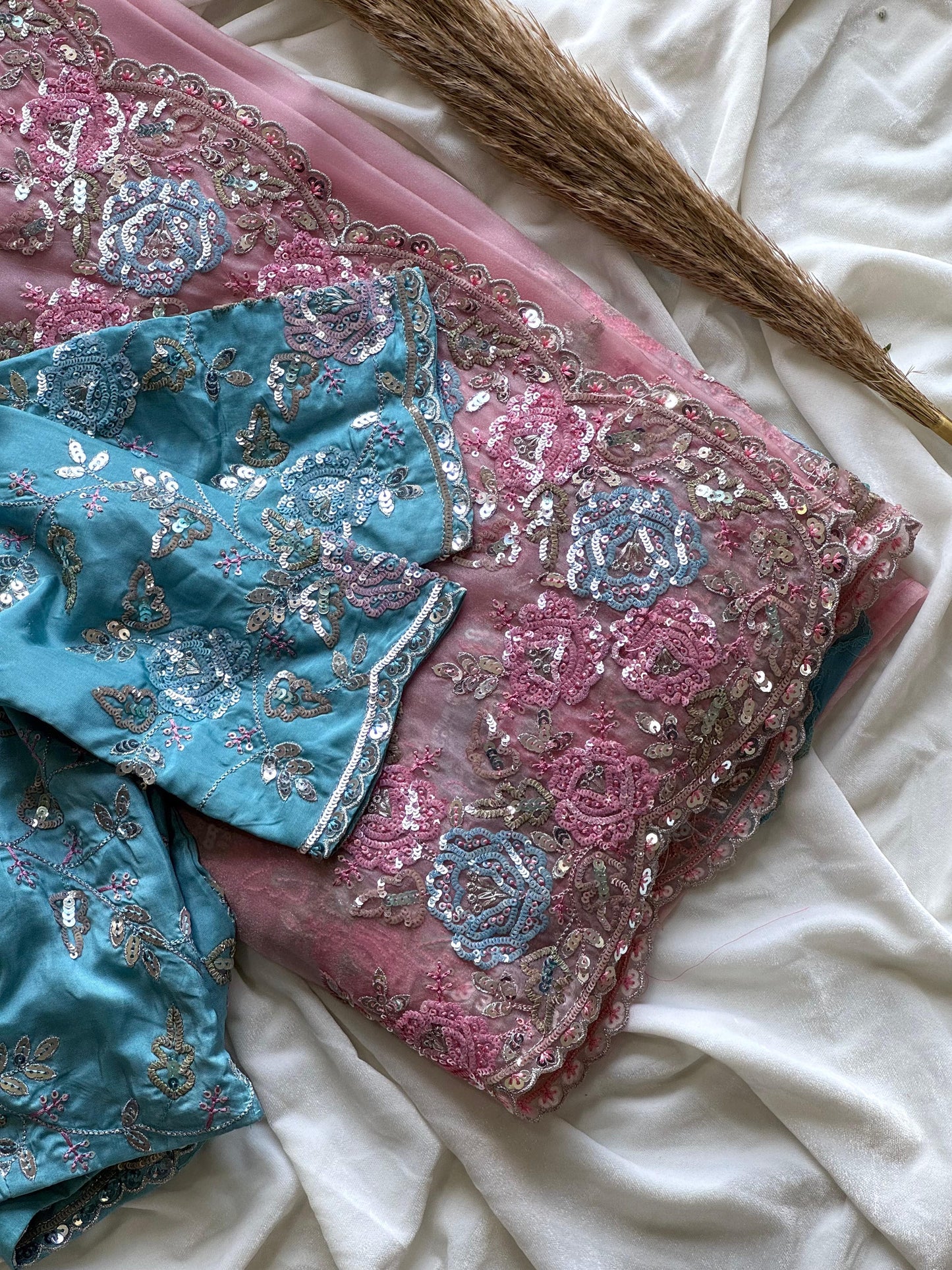 Aasmani Gulab Luxe Saree