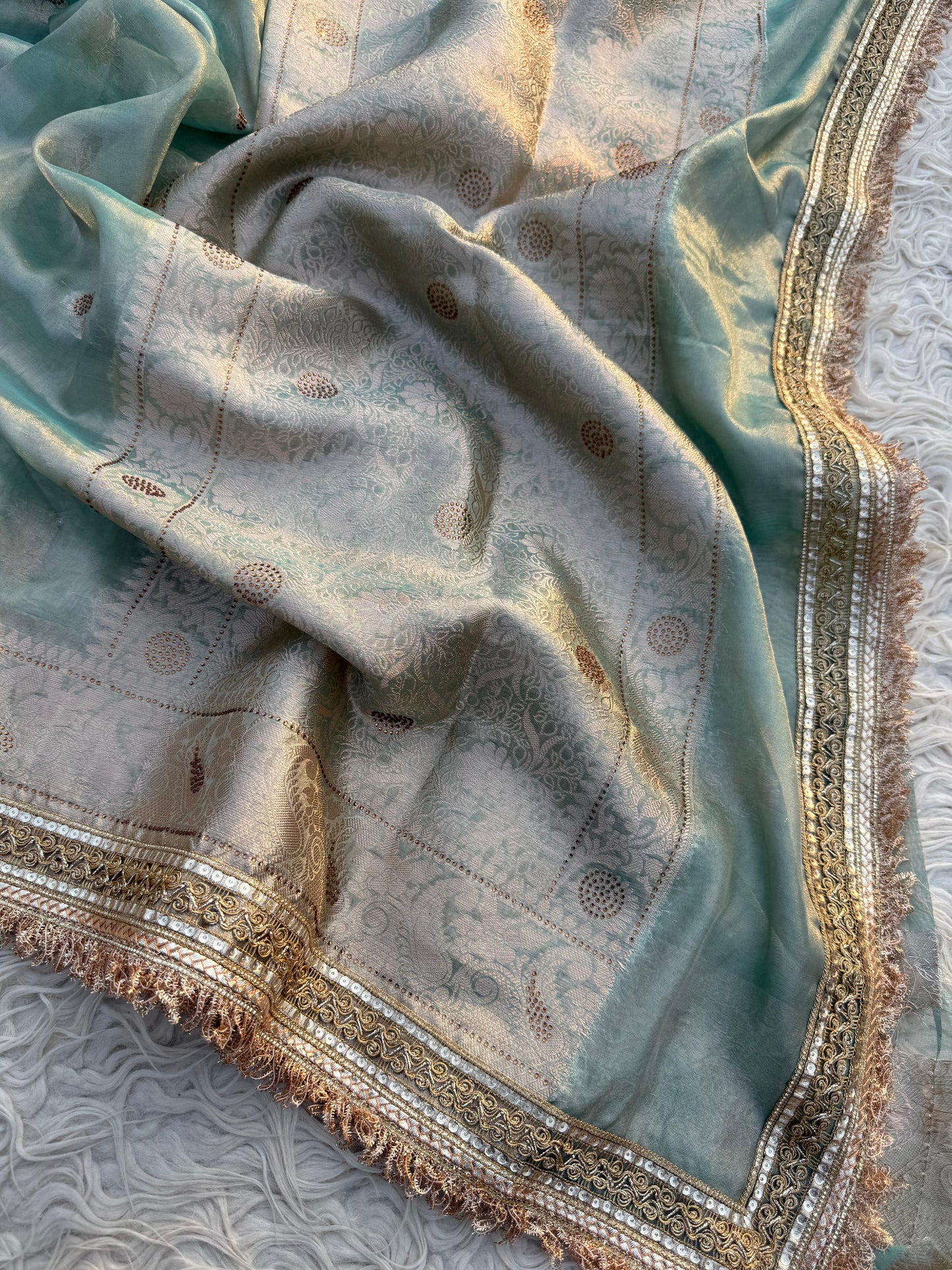 Aabroo Tissue Saree