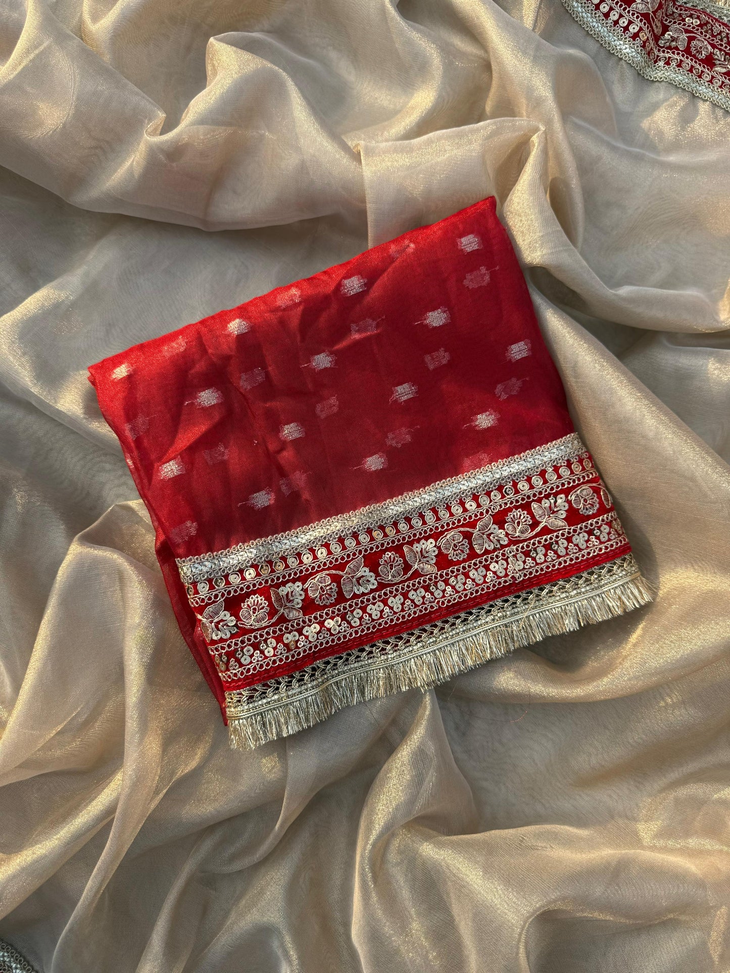 Ruhani Gulab Saree