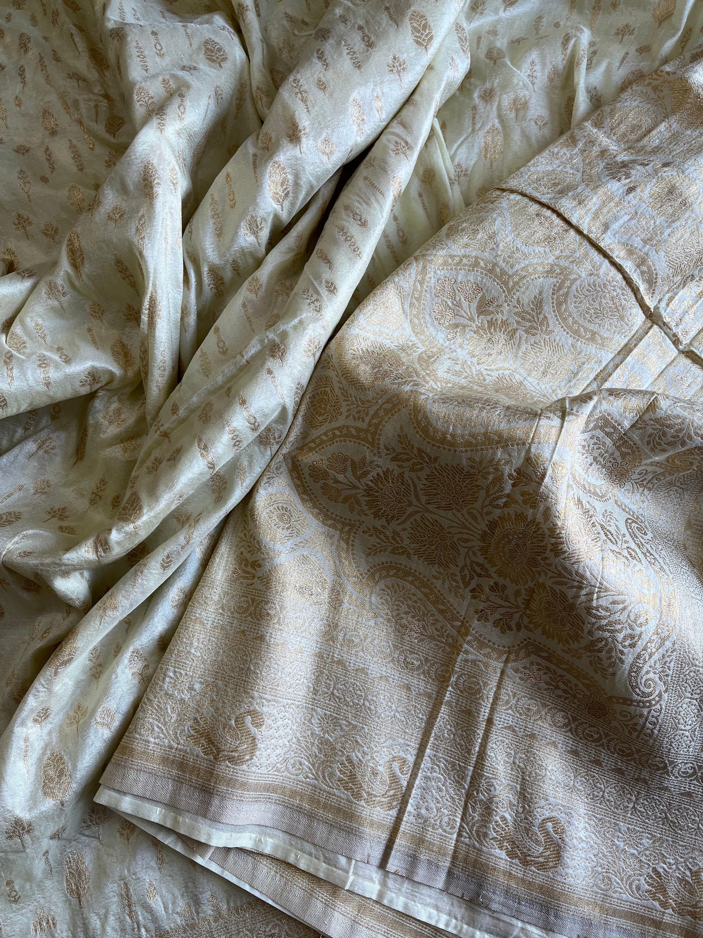 Ivory Shimmer saree