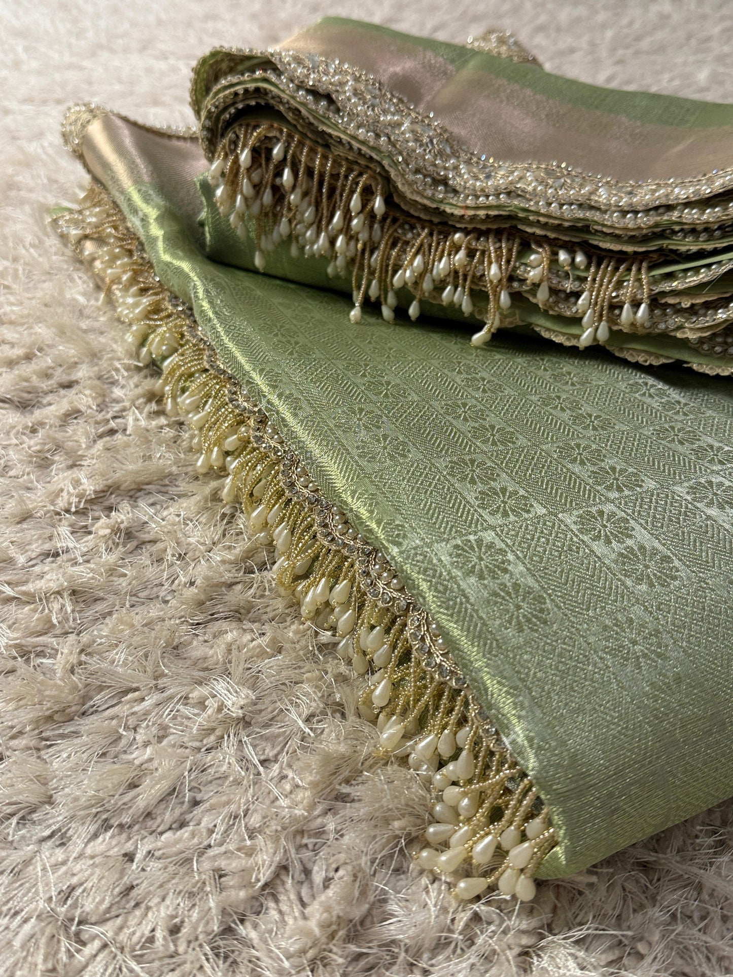 Zyana Banarasi tissue Saree