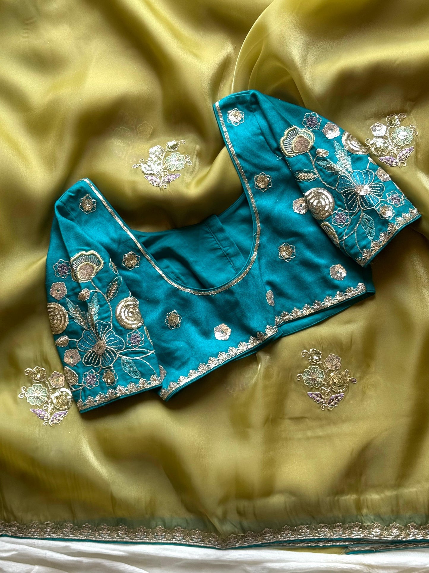 Noor e teal Saree