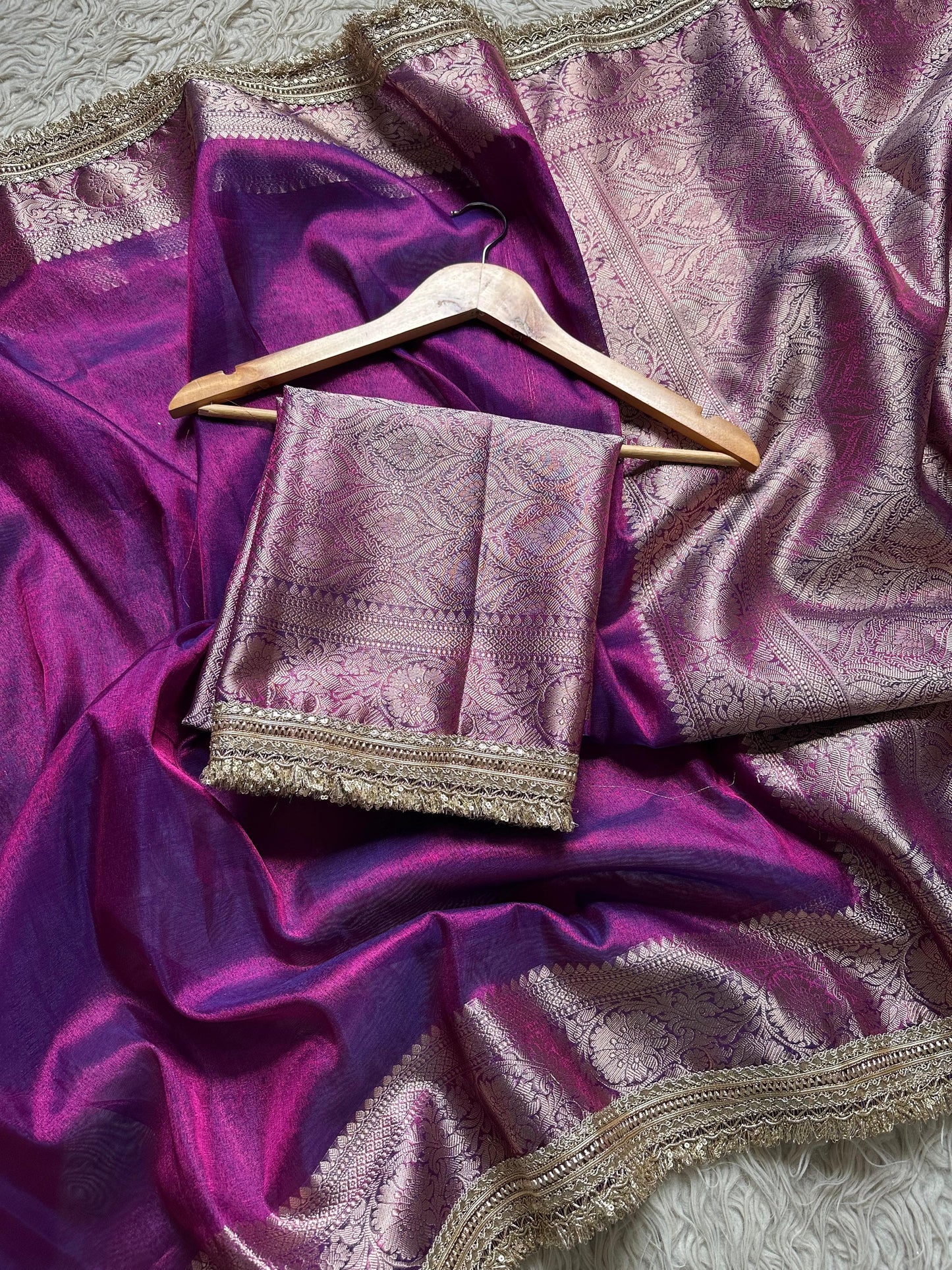 Sunehri Gul(Royal Purple)
