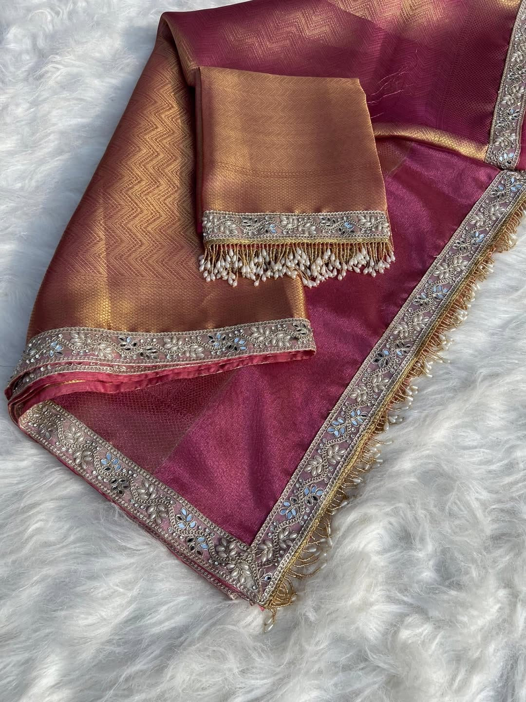 Rosewood Radiance(Magenta)
