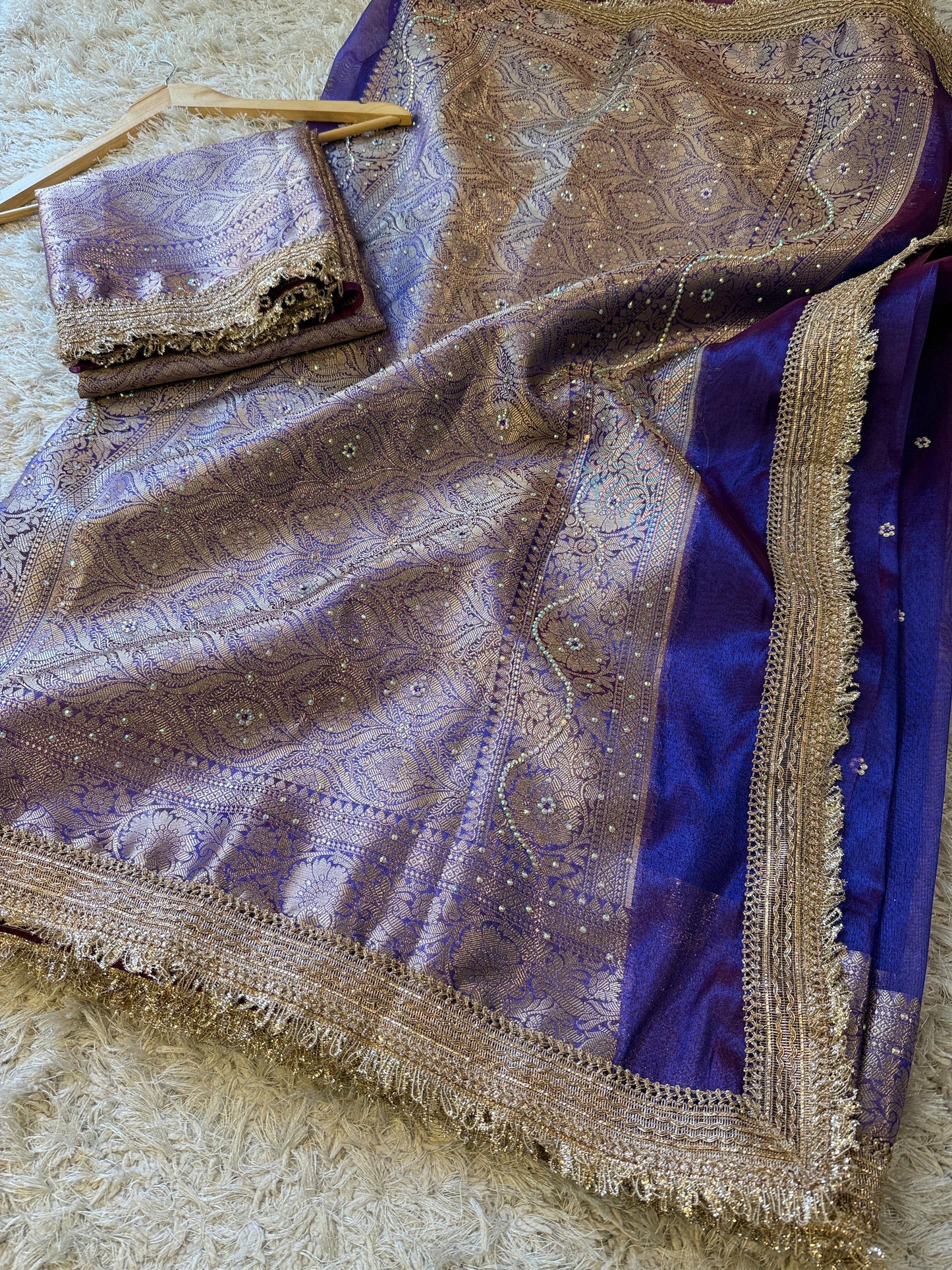 Sunehri Saaz(Blue)