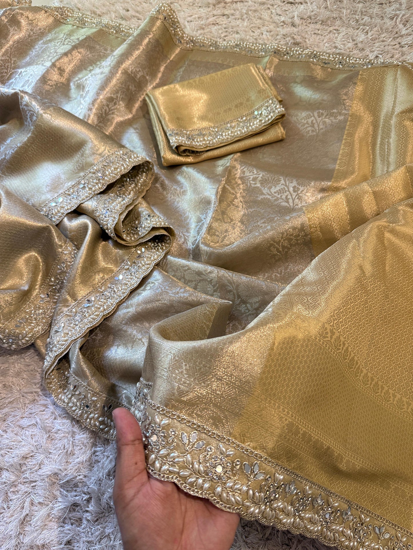 Gulnaar charm Saree