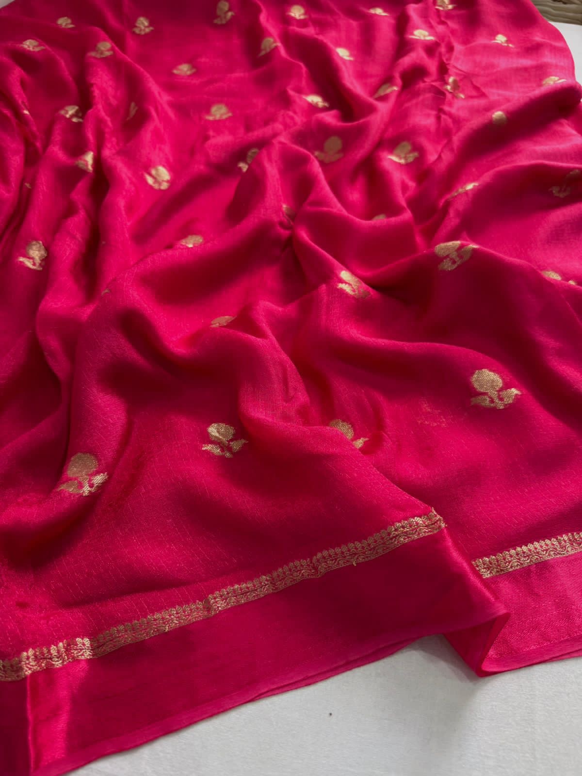 Chandrika Viscose Saree(Red)