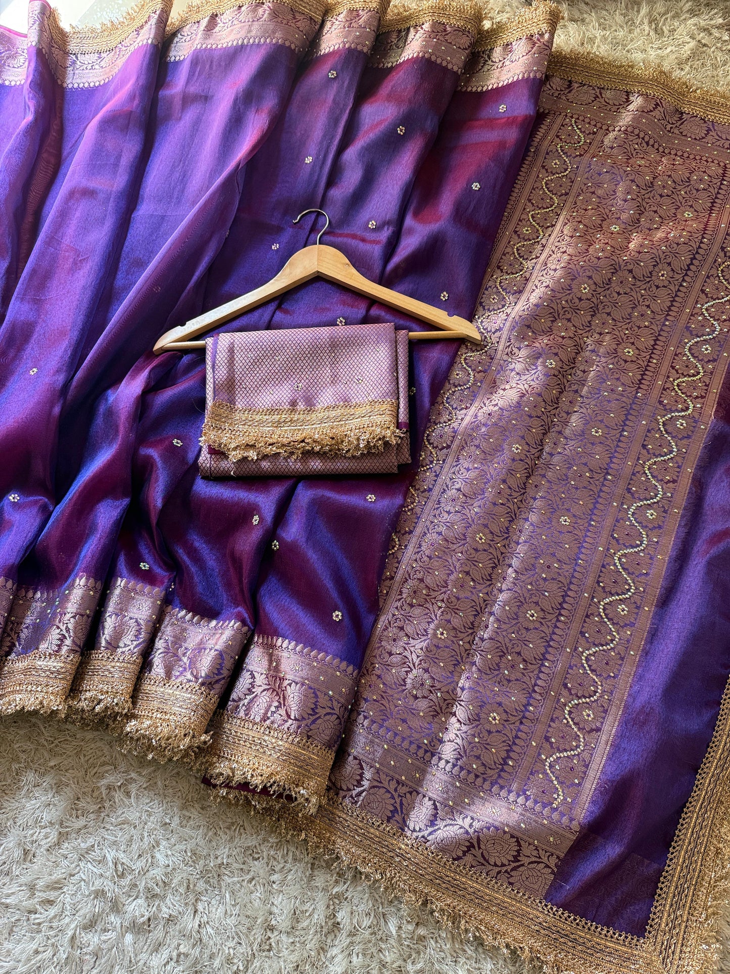Sunehri Saaz(Purple)