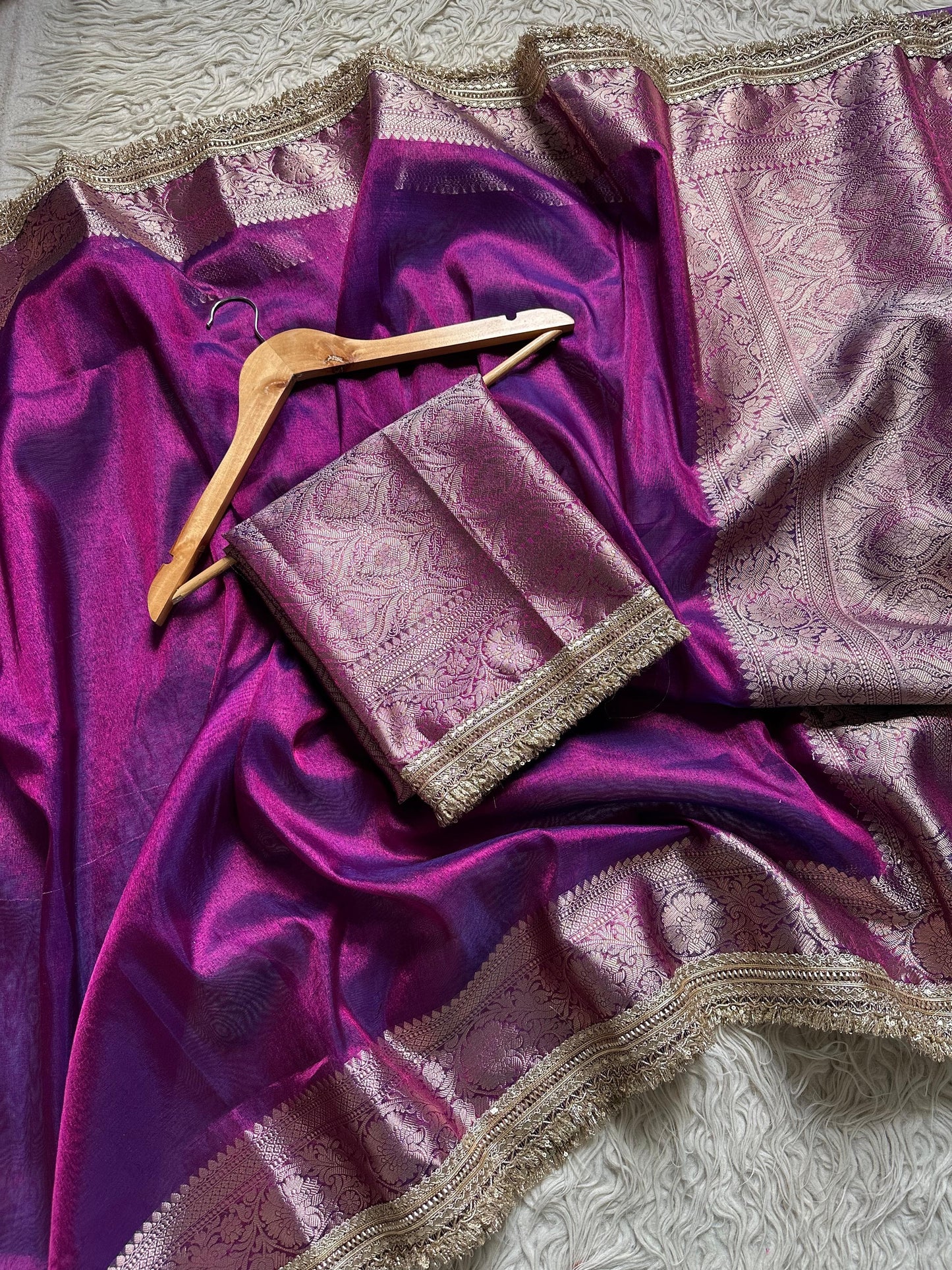 Sunehri Gul(Royal Purple)