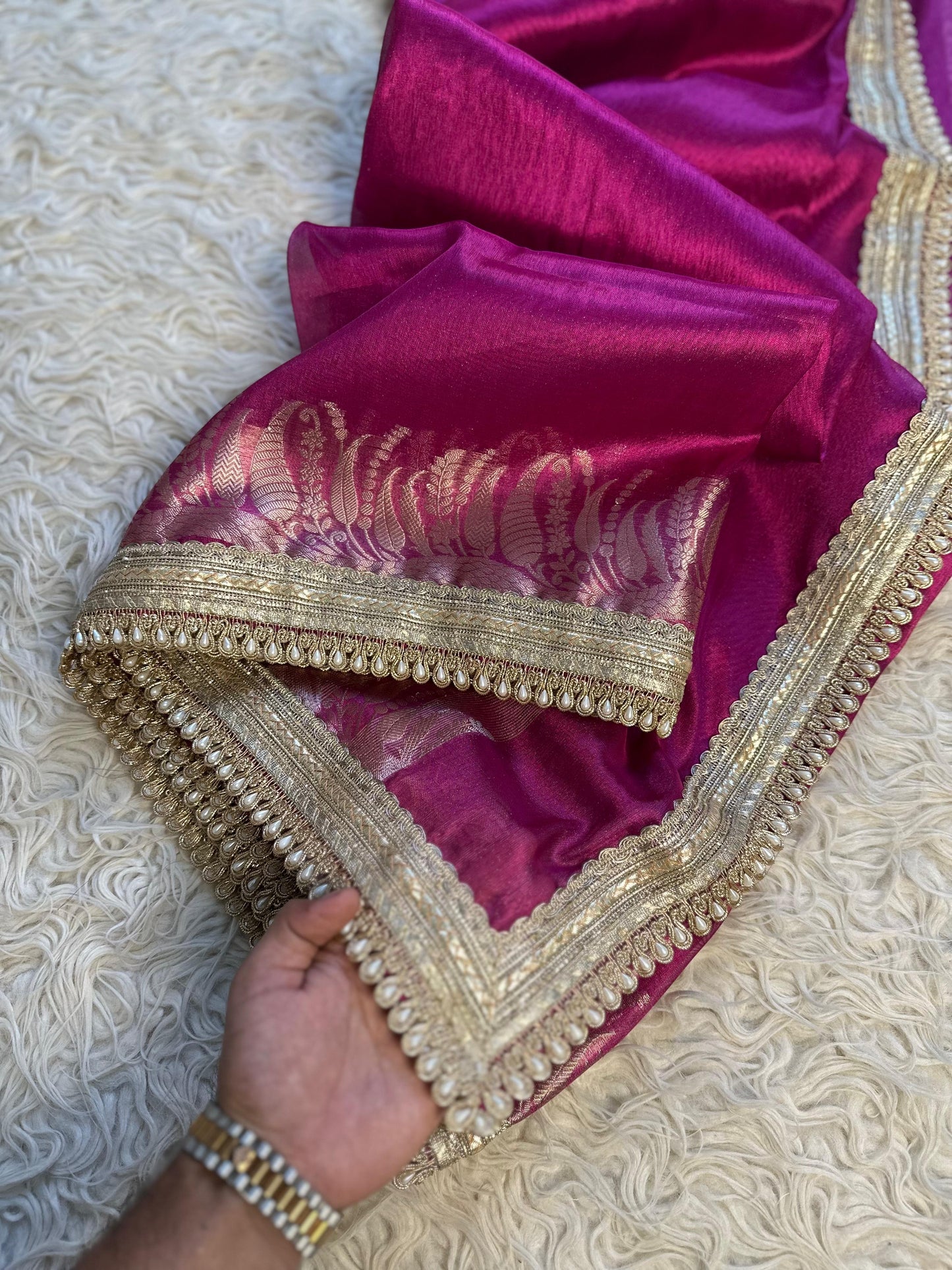 Gulabi Tarang Saree