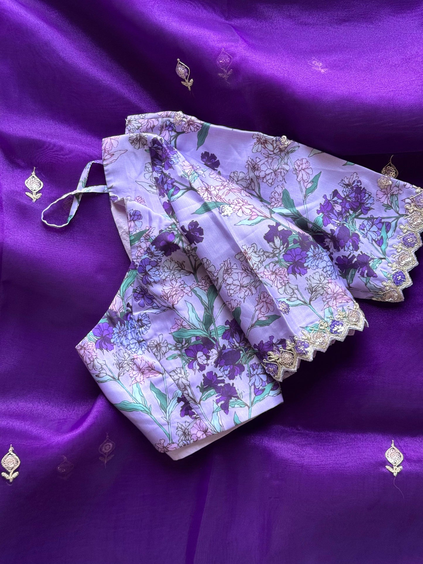 Violate Whisper Saree