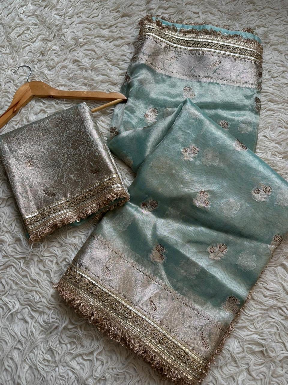 Aabroo Tissue Saree