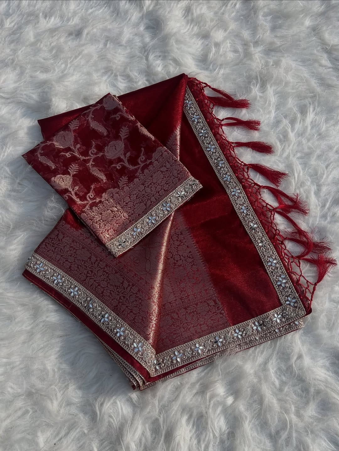 Laal Saajh Saree
