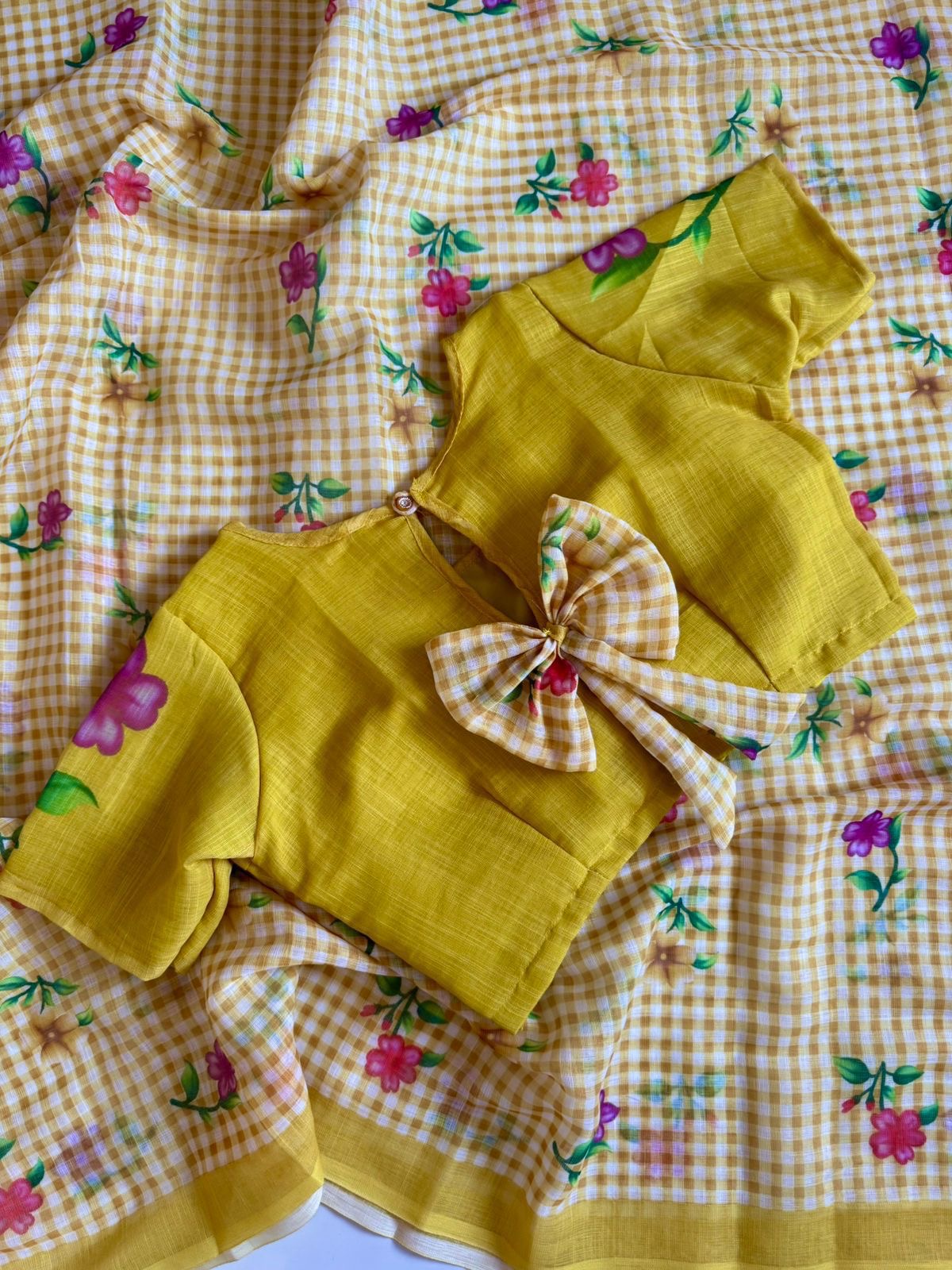 Sunflora checkered Saree