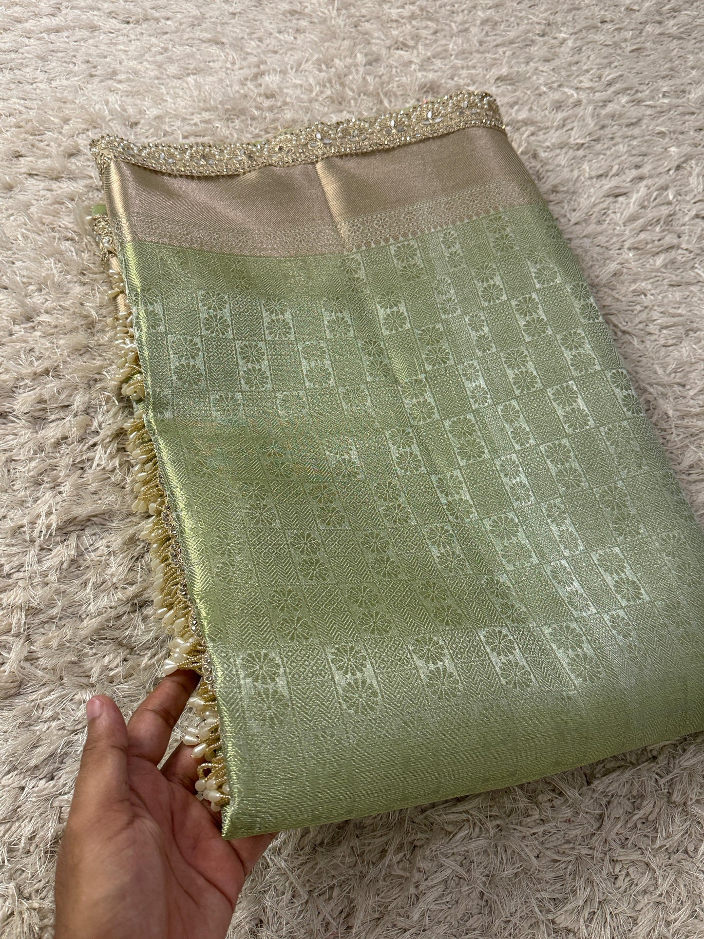 Zyana Banarasi tissue Saree