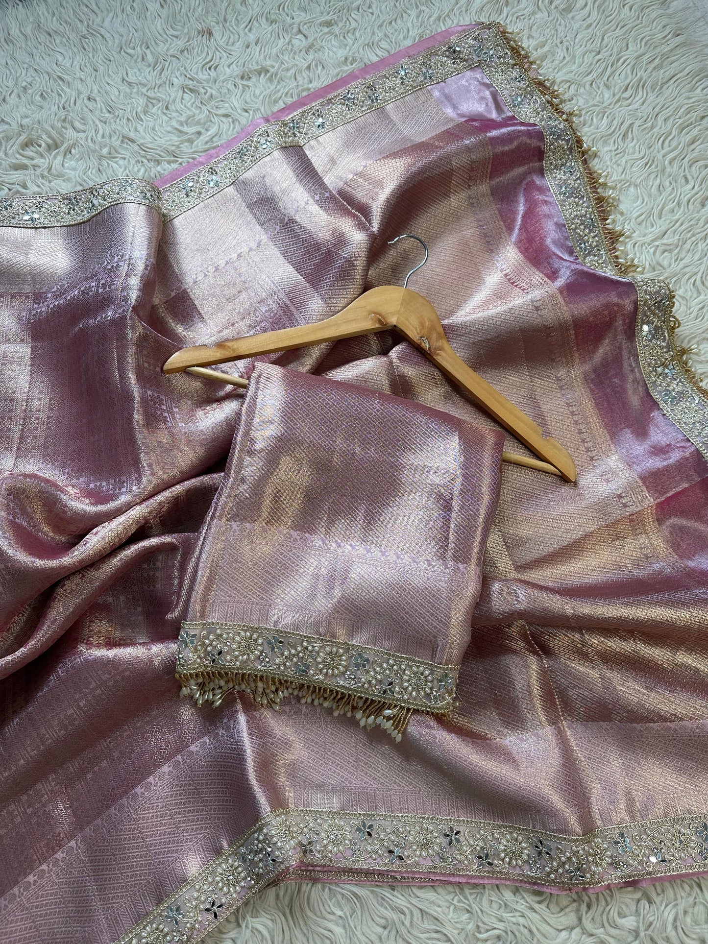 Komolika Kanjivaram Saree