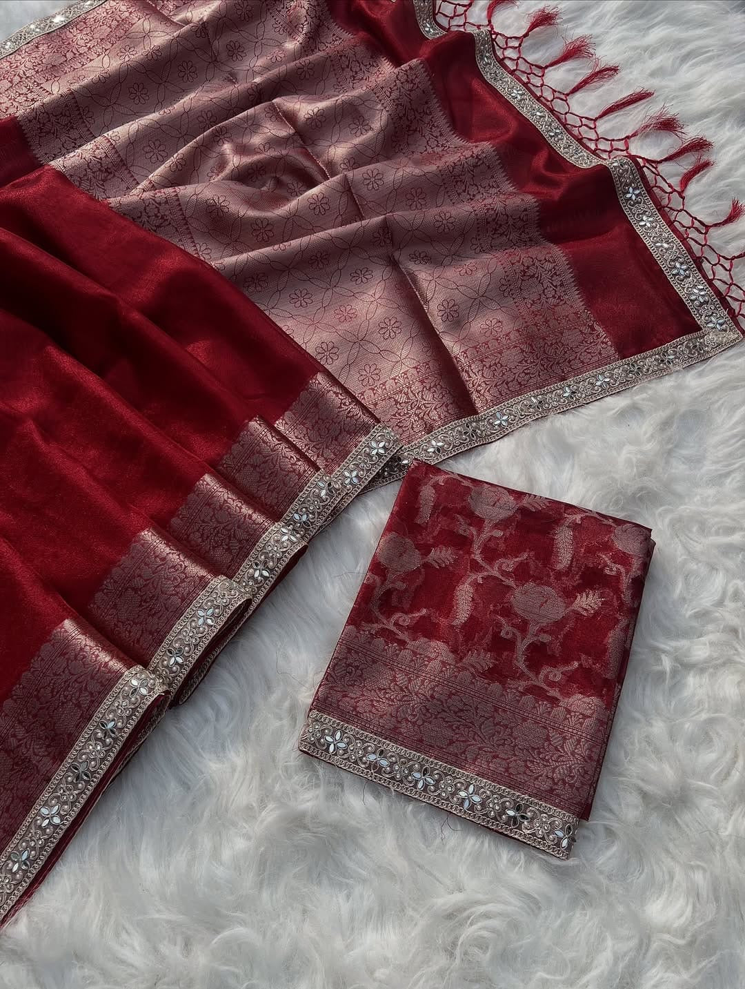 Laal Saajh Saree