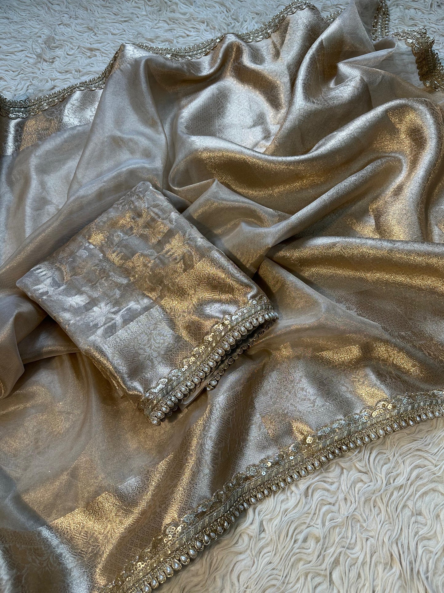 Param Sundari Tissue Saree
