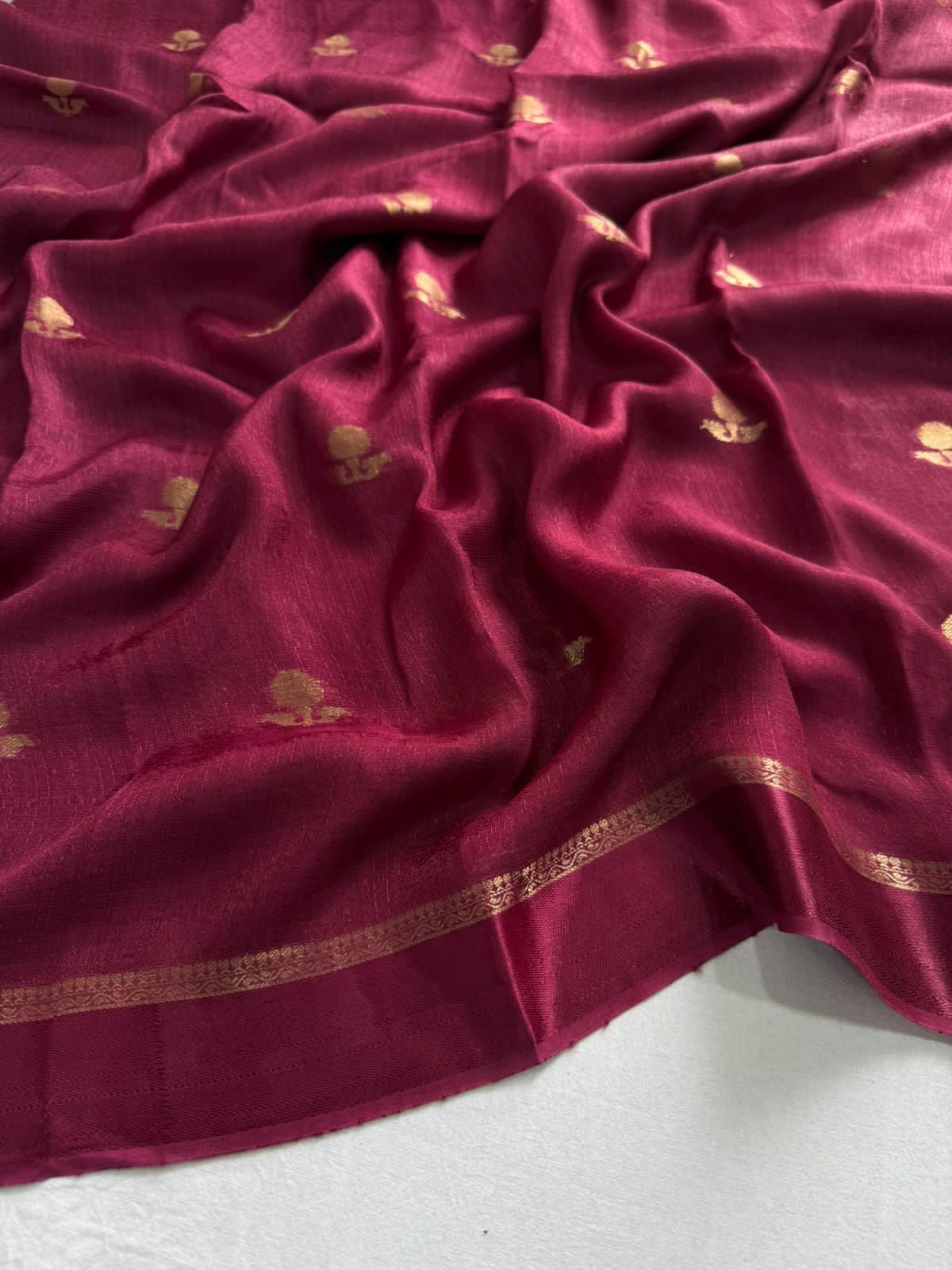 Chandrika Viscose Saree(Maroon)