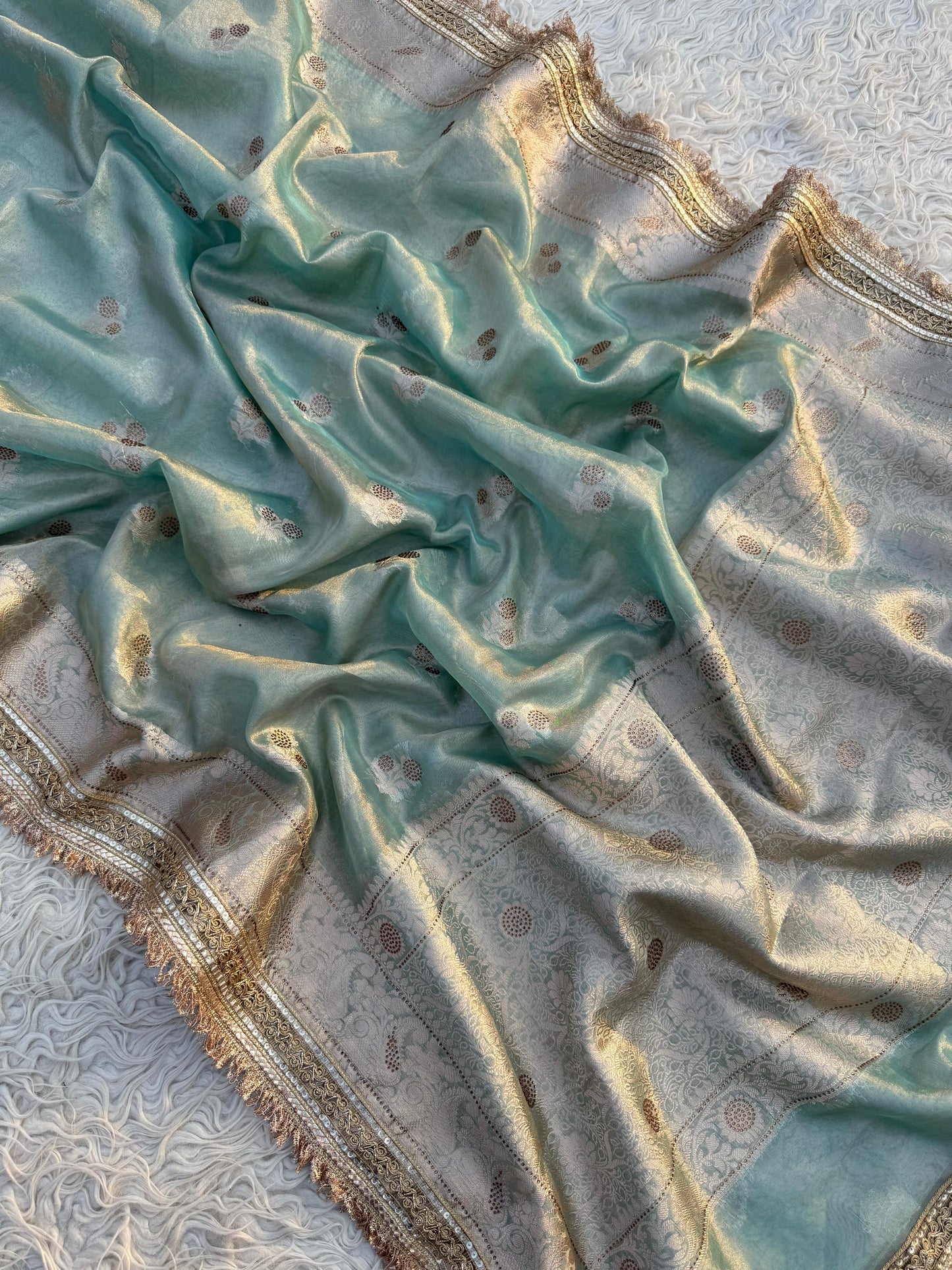 Aabroo Tissue Saree