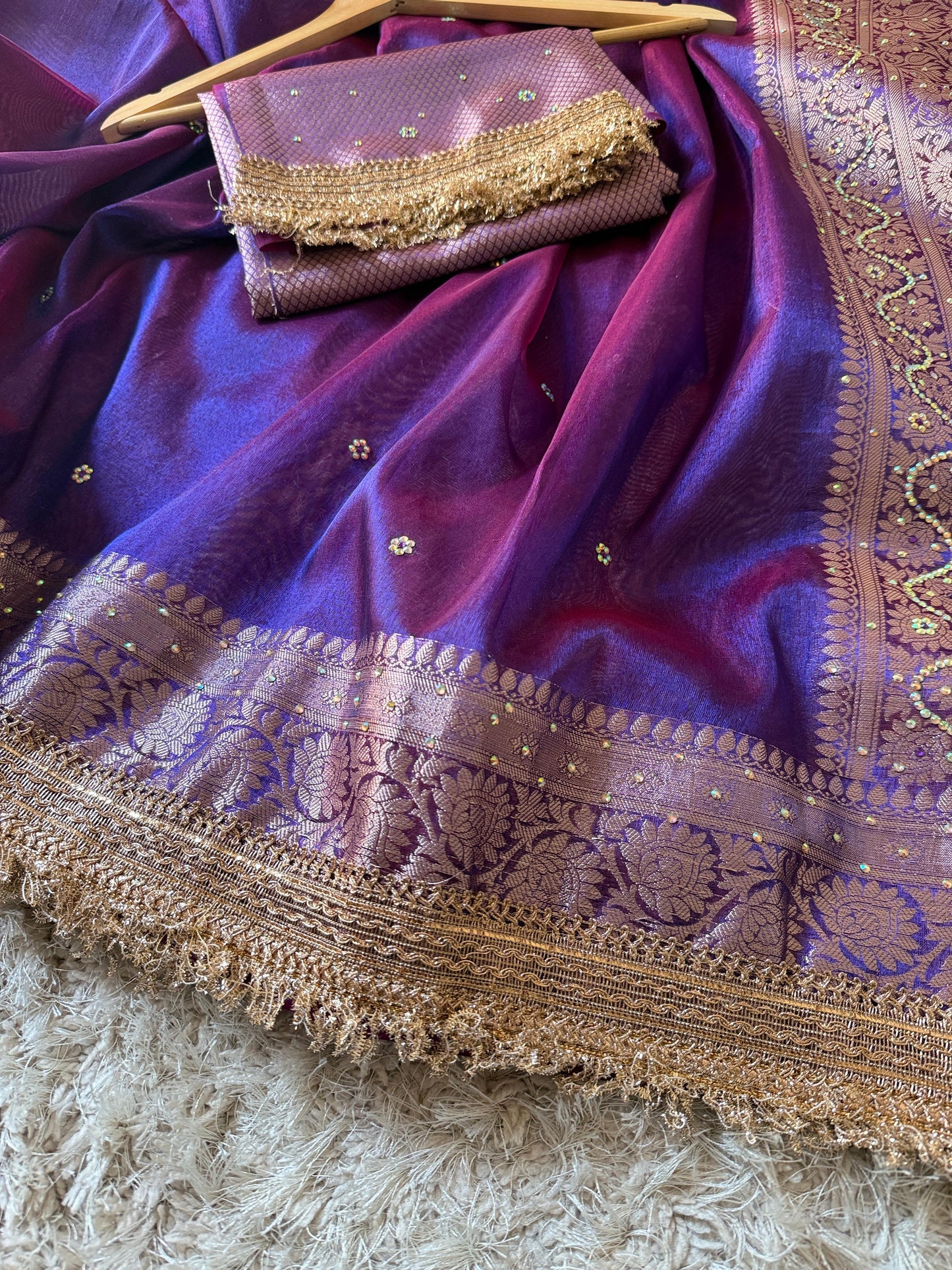 Sunehri Saaz(Purple)