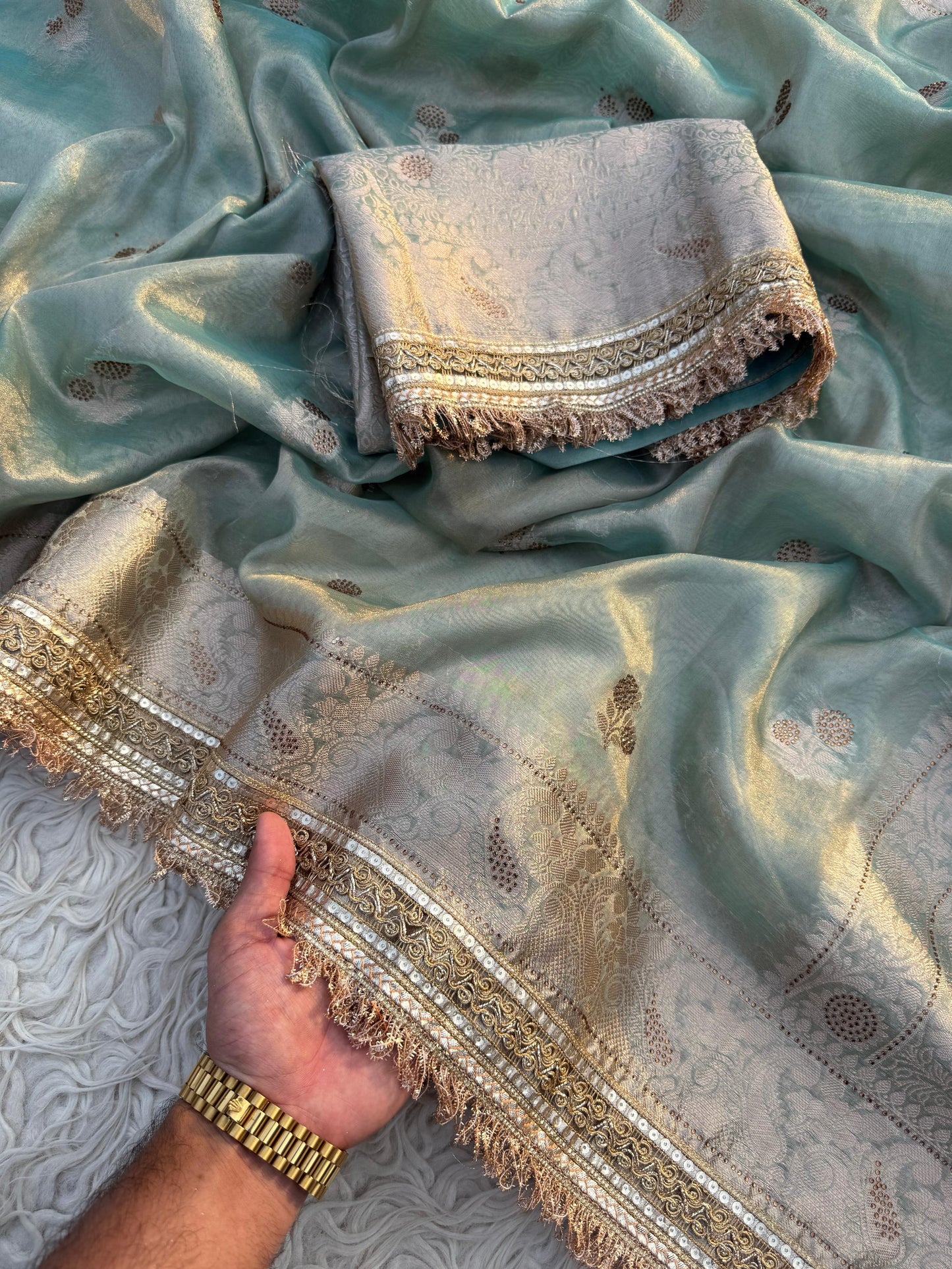 Aabroo Tissue Saree