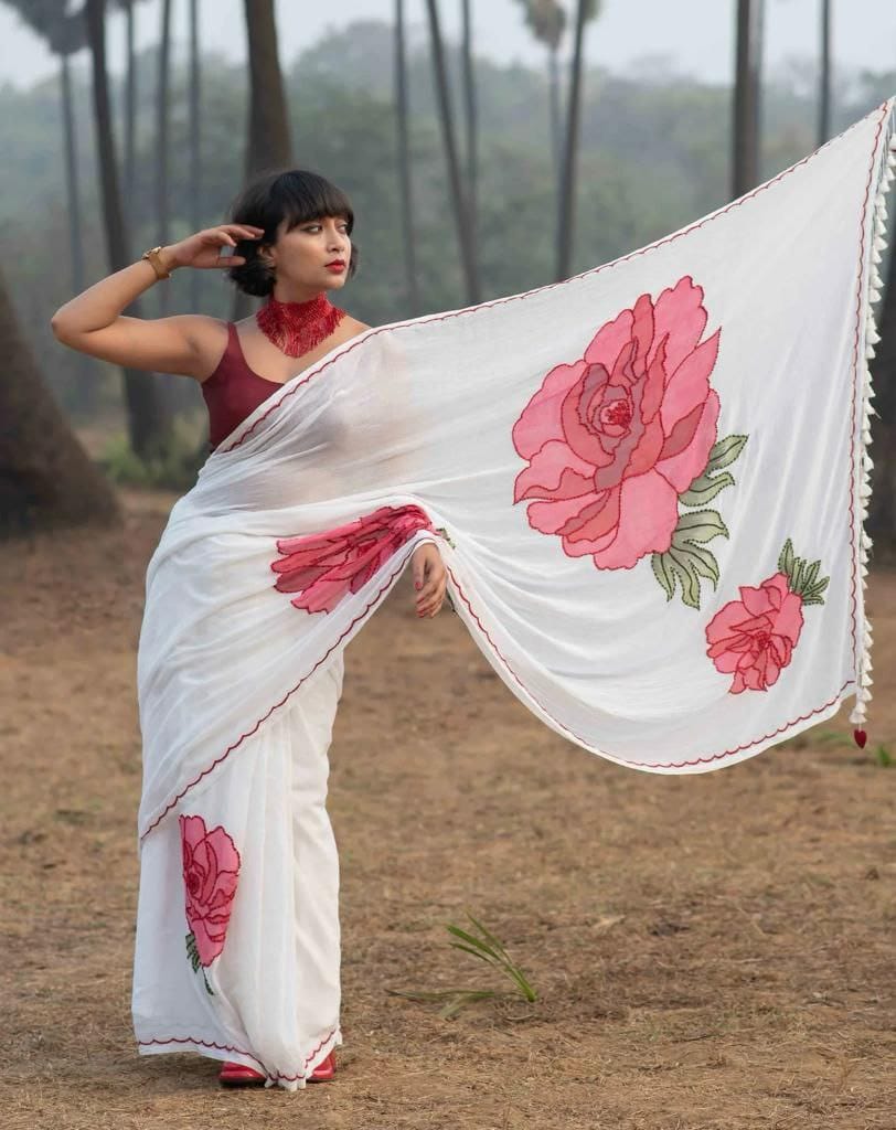 Rosette Linen Saree