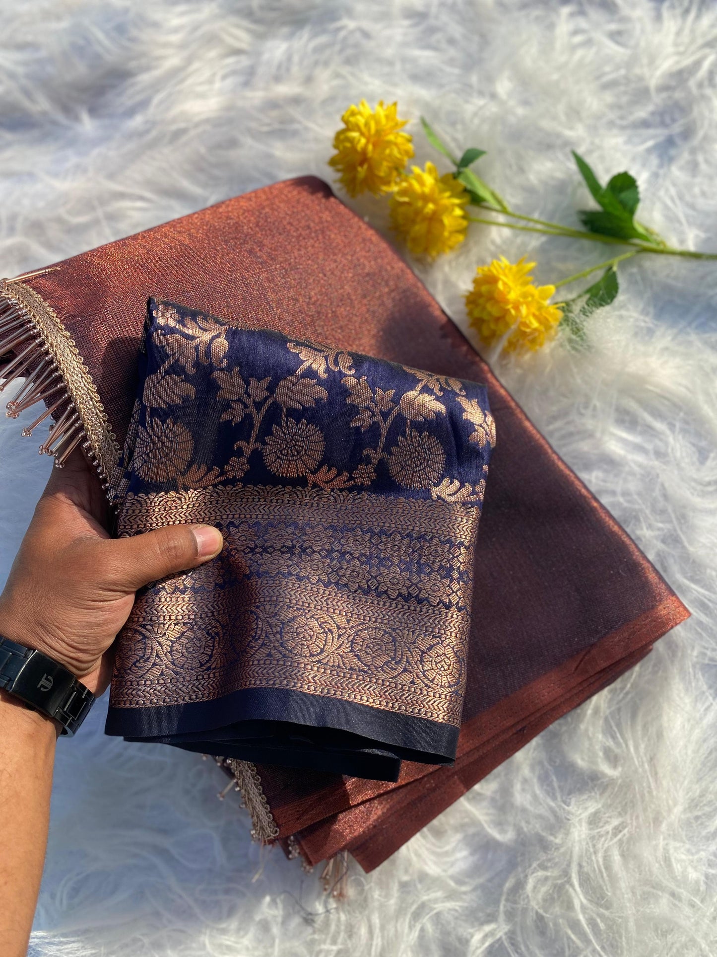 Deeksha Linen Tissue Saree