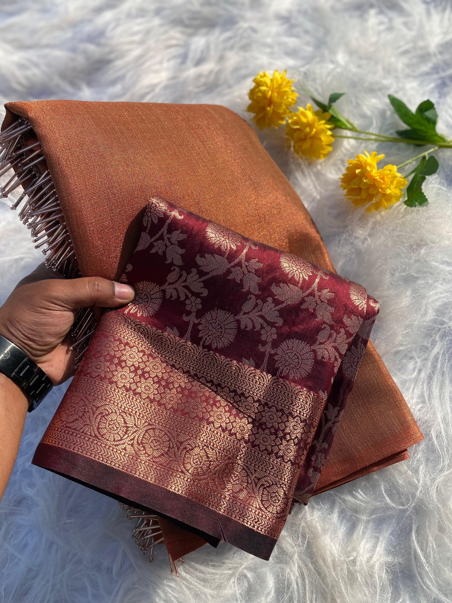 Deeksha Linen Tissue Saree