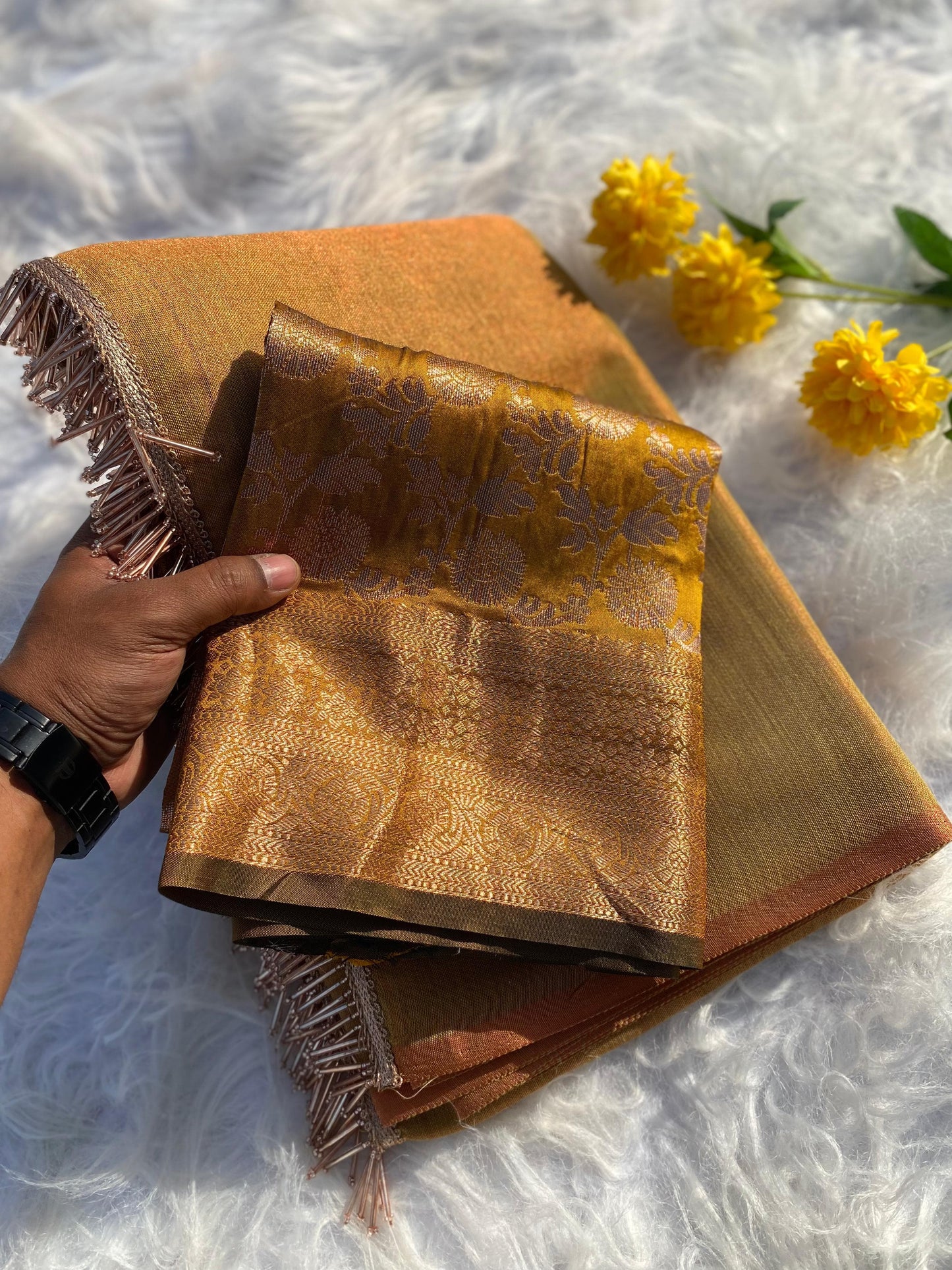 Deeksha Linen Tissue Saree