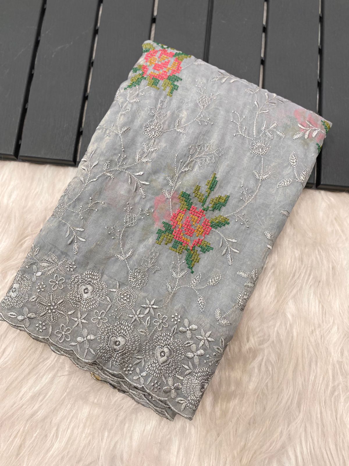 Zareen Saree-(Grey)