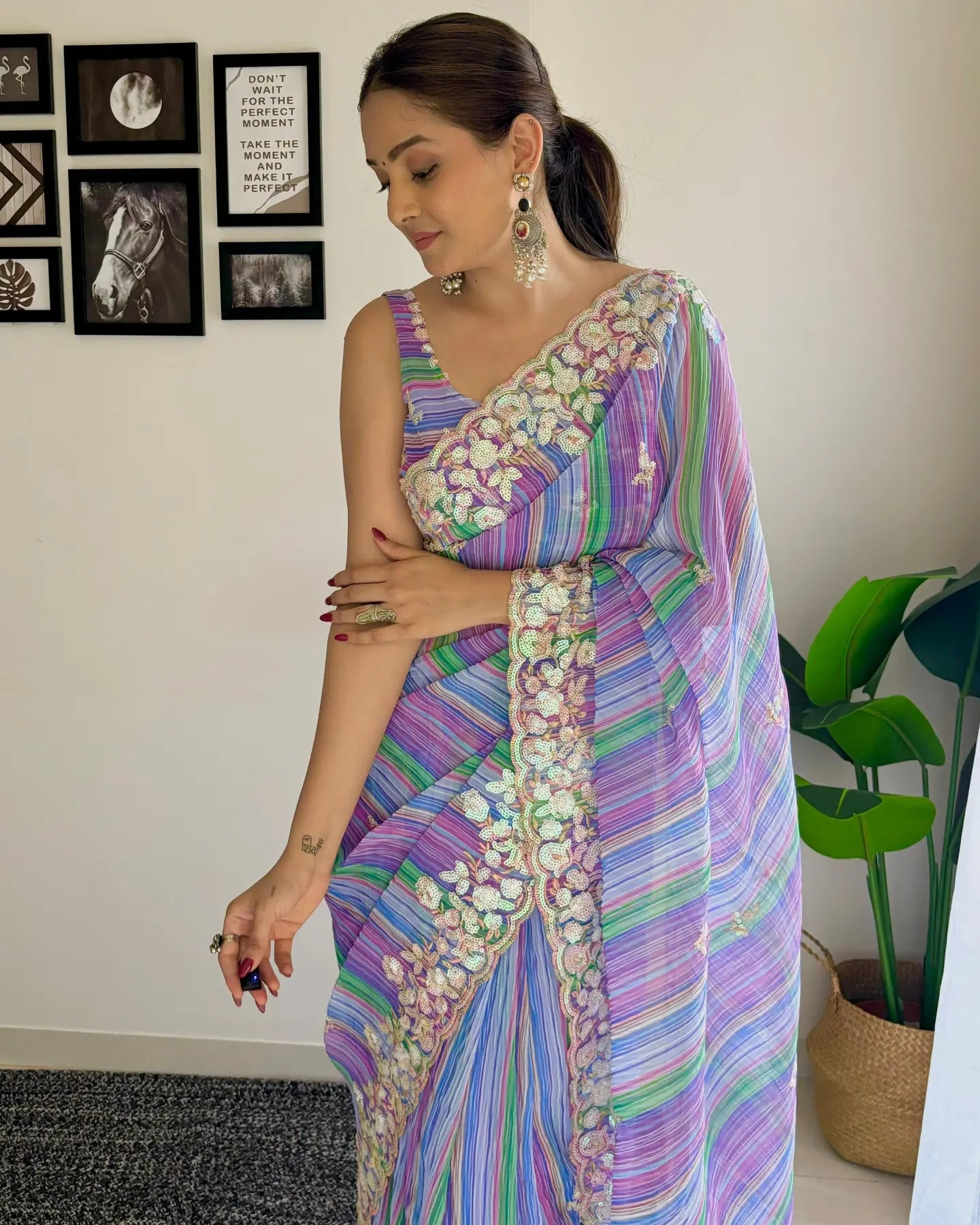 Varly crushed Saree