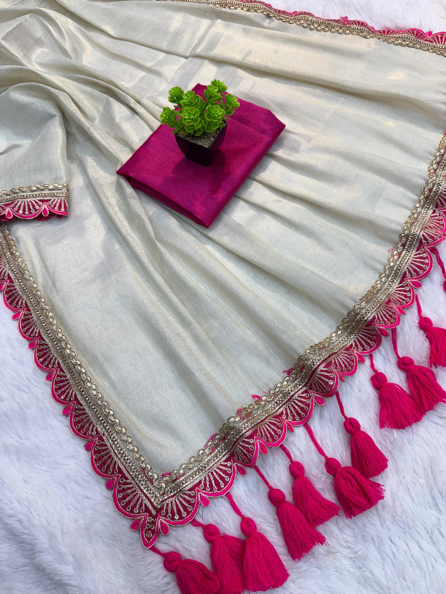 Swarna Tissue Saree