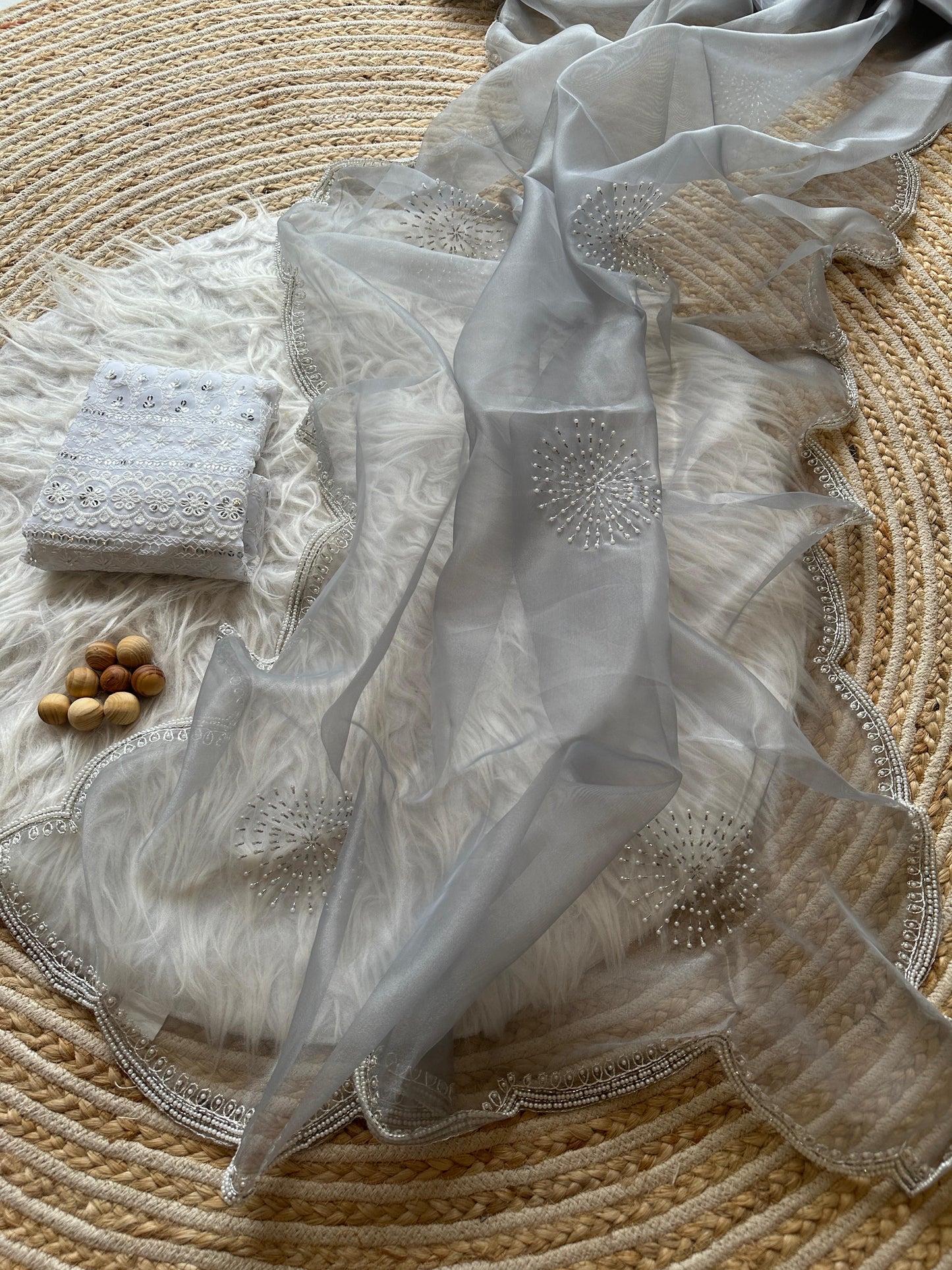 Carol Handwork Saree(Grey)