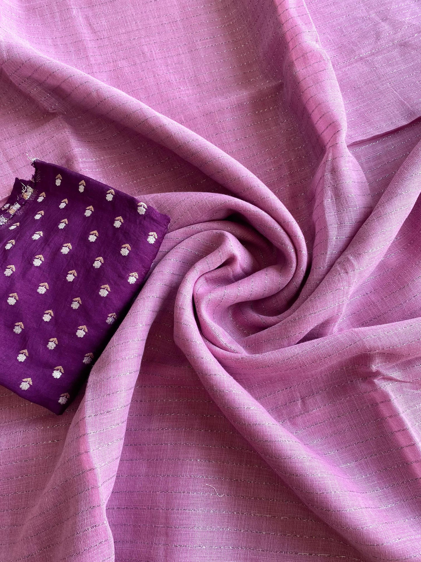 Veenita Linen Saree