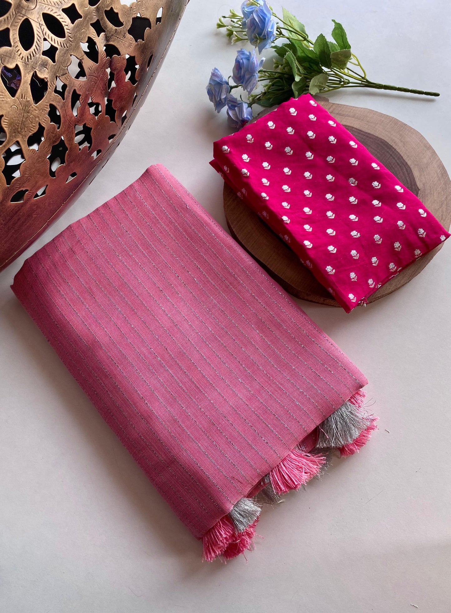 Veenita Linen Saree