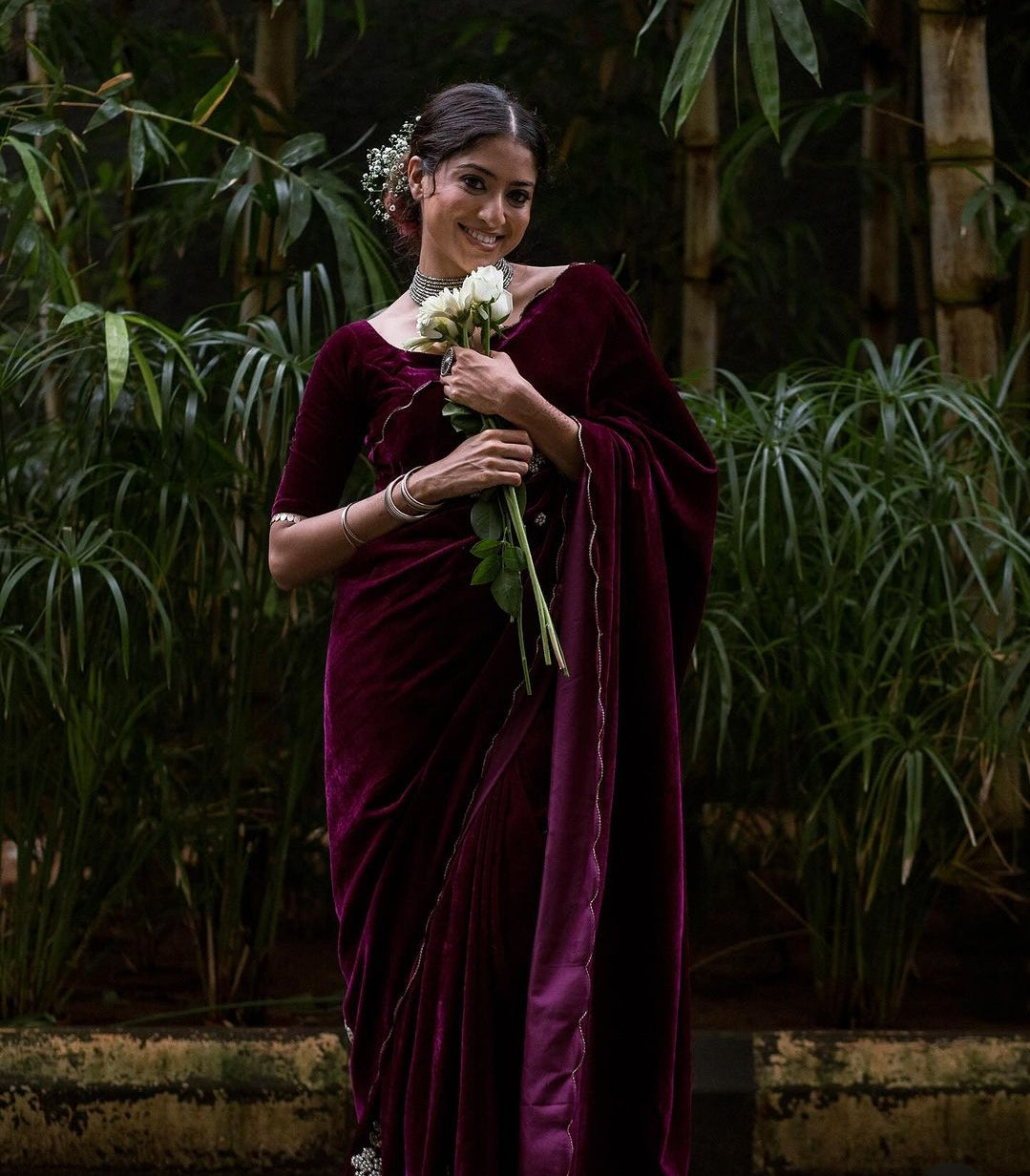 Taasha Luxe Velvet Saree