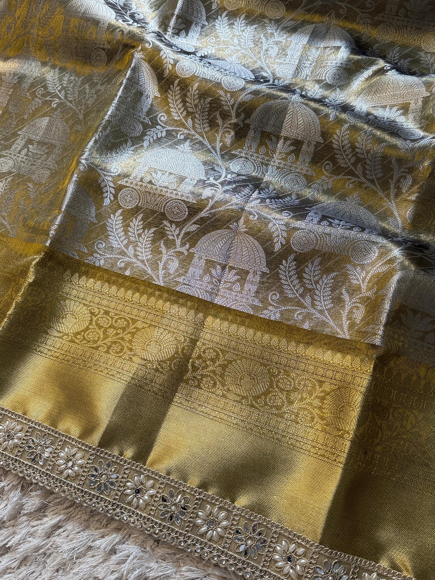Aura of Gold Saree