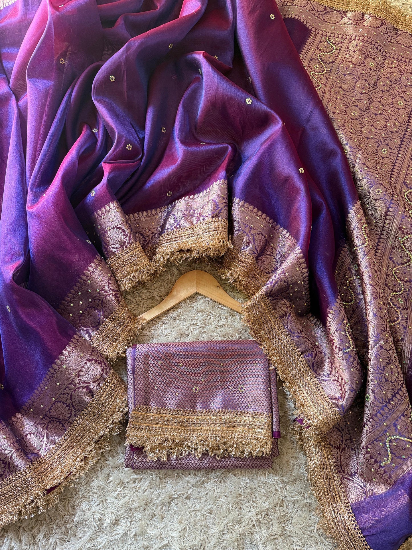 Sunehri Saaz(Purple)