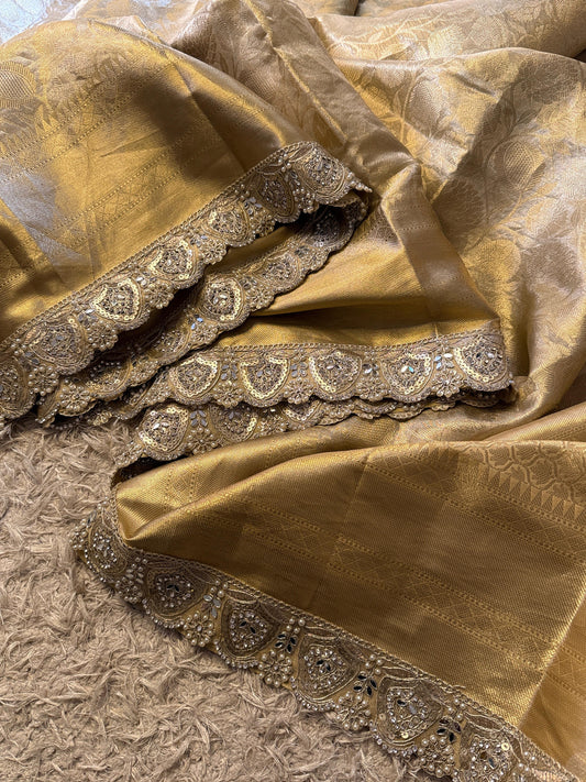 Sunehri Shobha Saree
