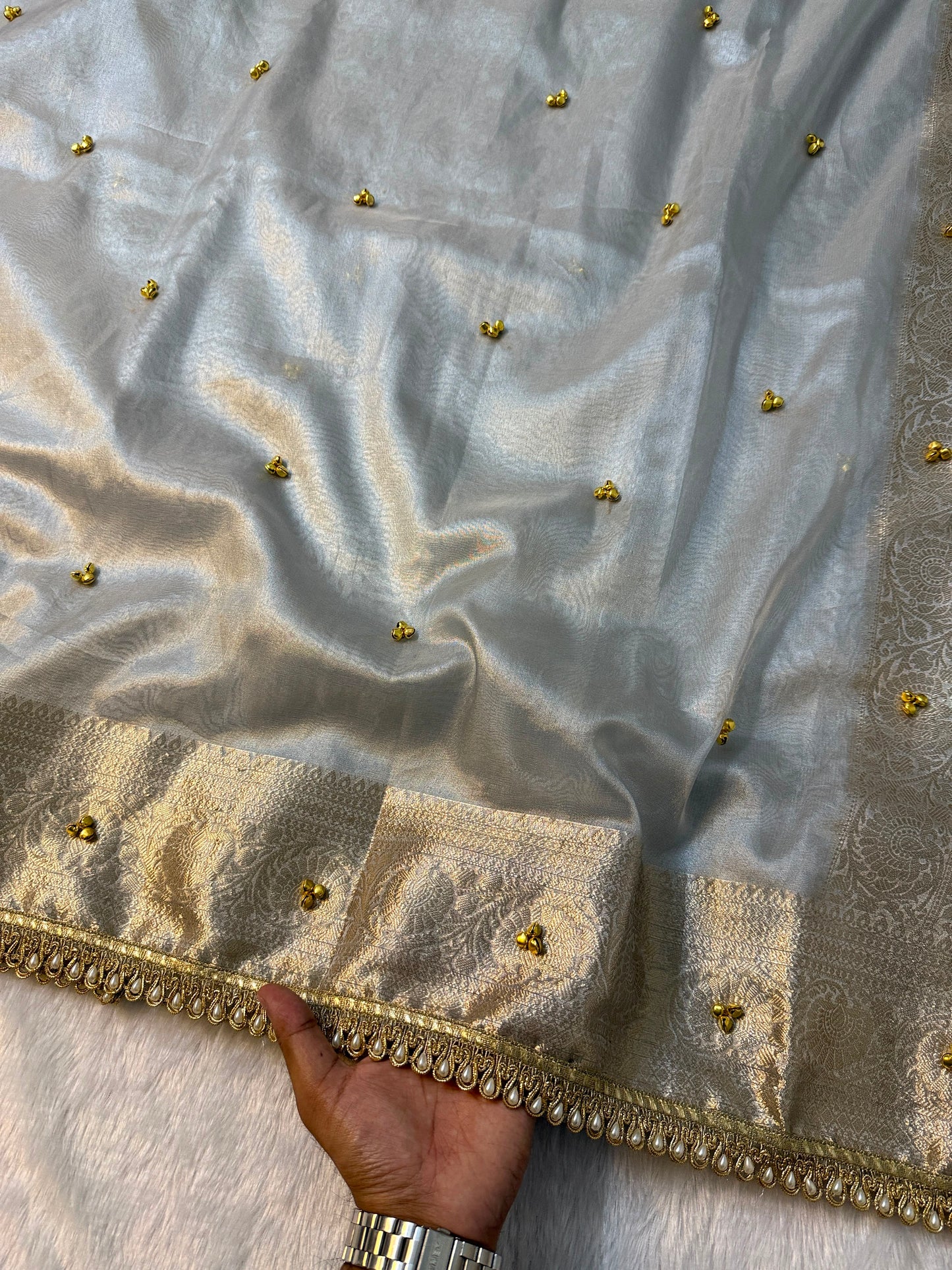 Jhanak Ghoongroo Saree