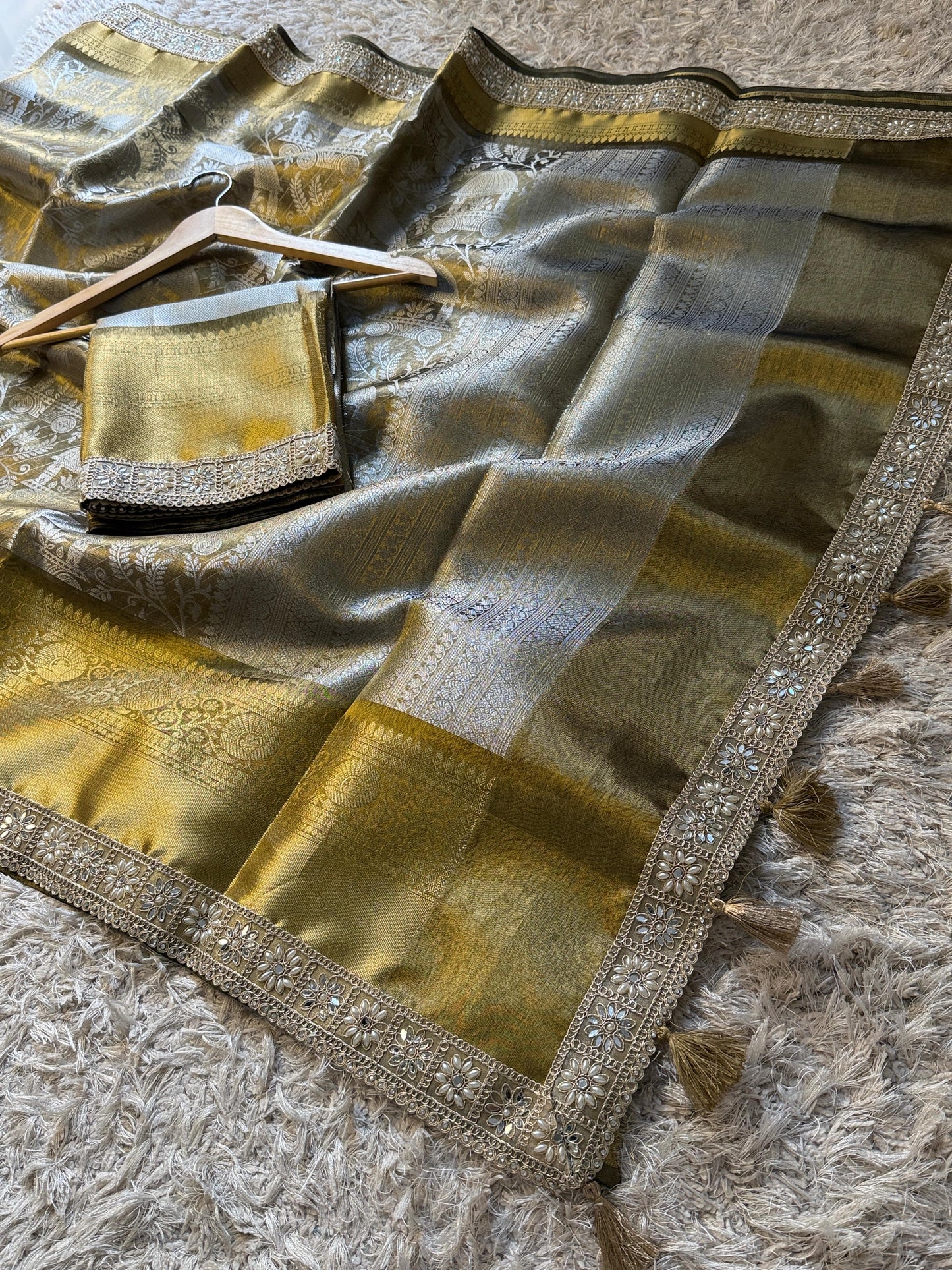 Aura of Gold Saree
