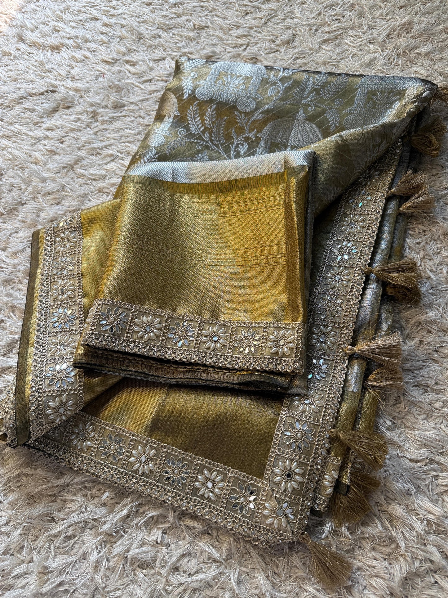 Aura of Gold Saree