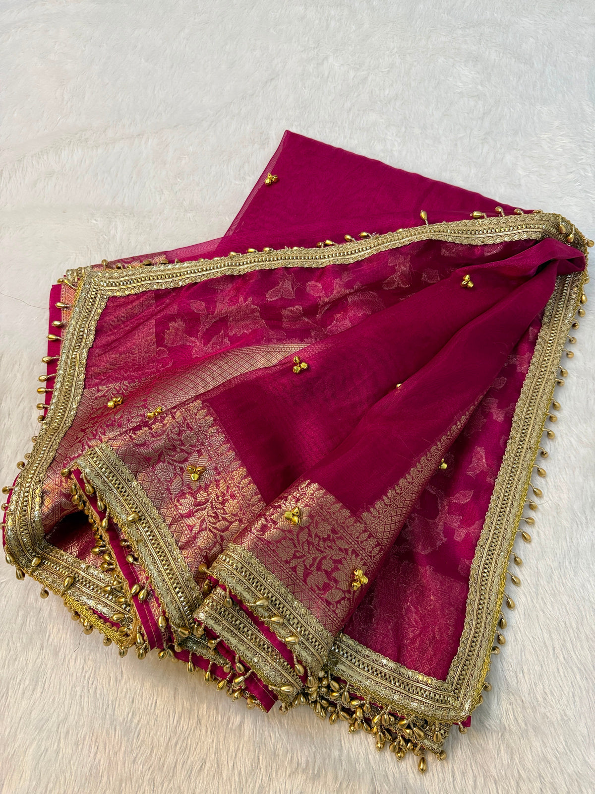 Suhagan Ghoongroo Saree