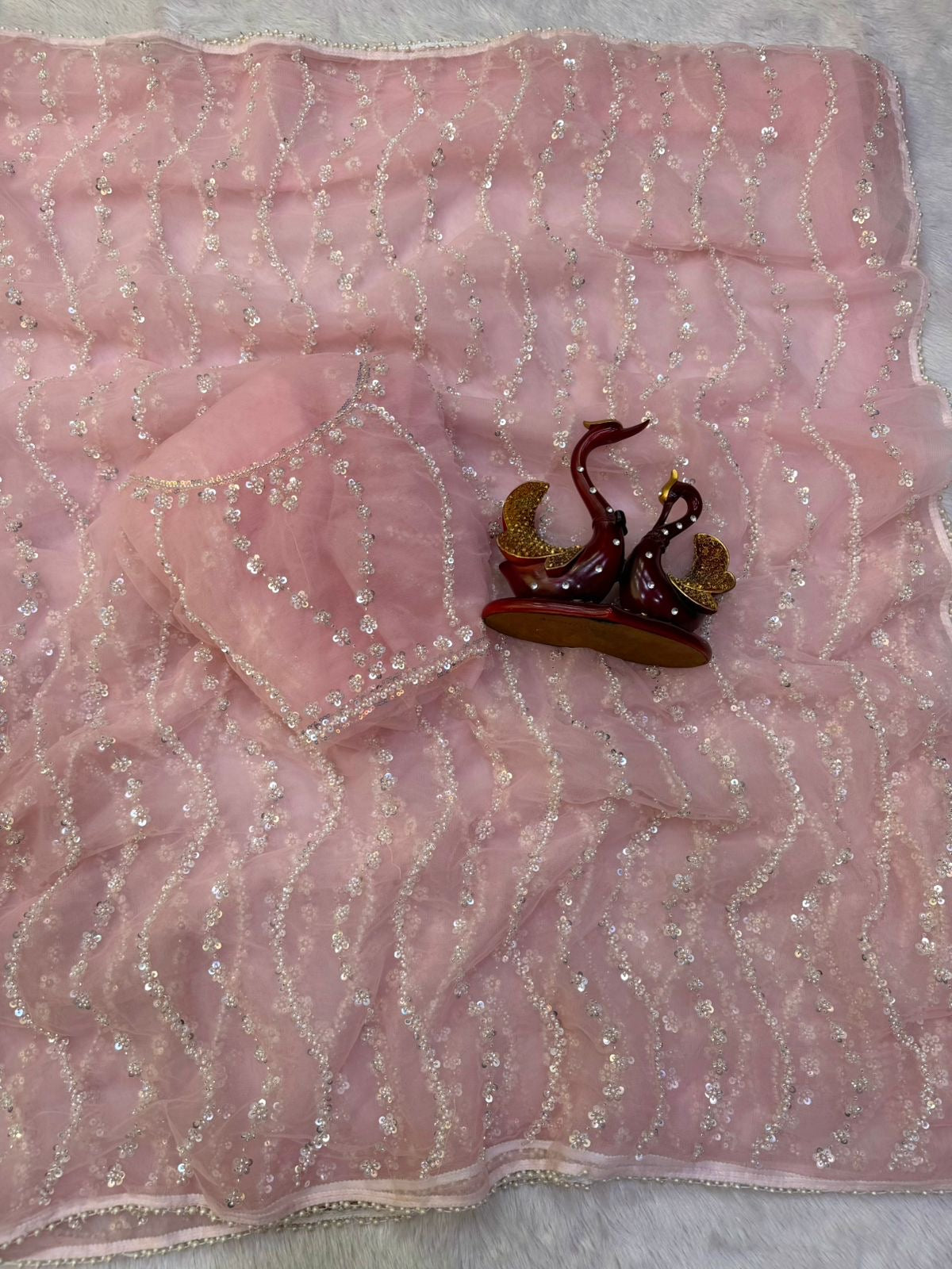 Rosette Handwork Saree(Pink)