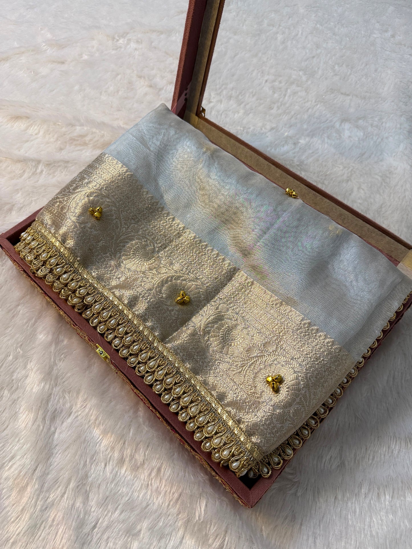 Jhanak Ghoongroo Saree
