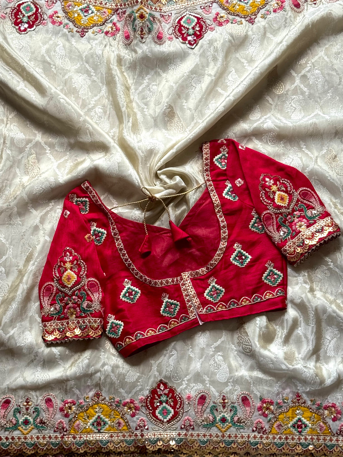 Shamaya Luxe Saree(Ivory)