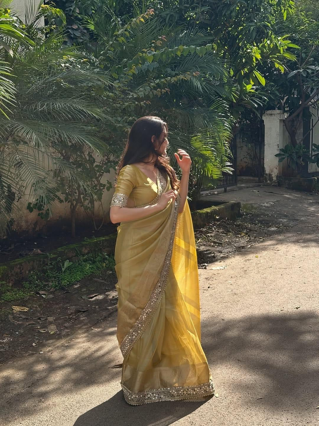 Meher Gold Saree